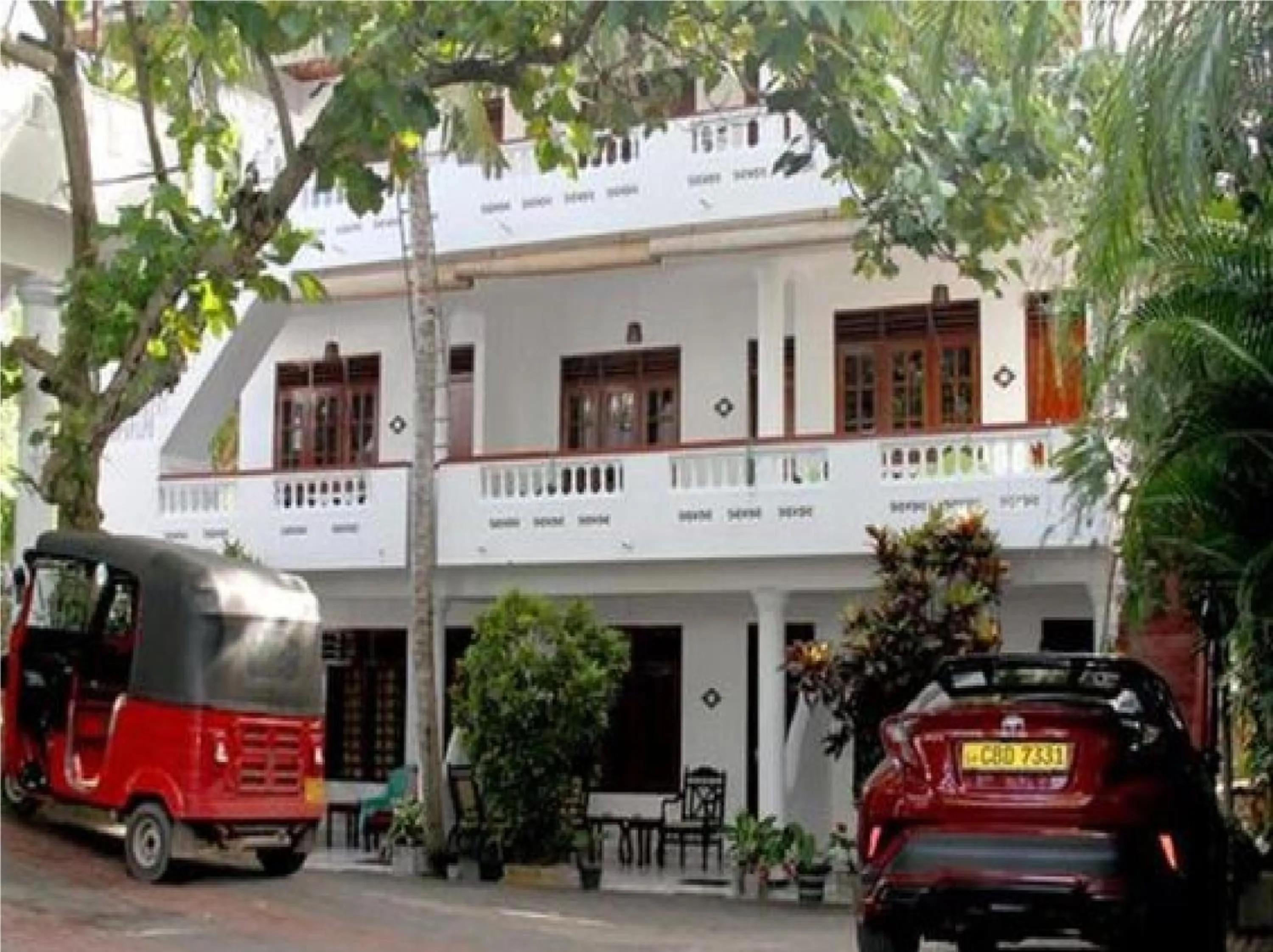 Property building in Happy Night Holiday Inn