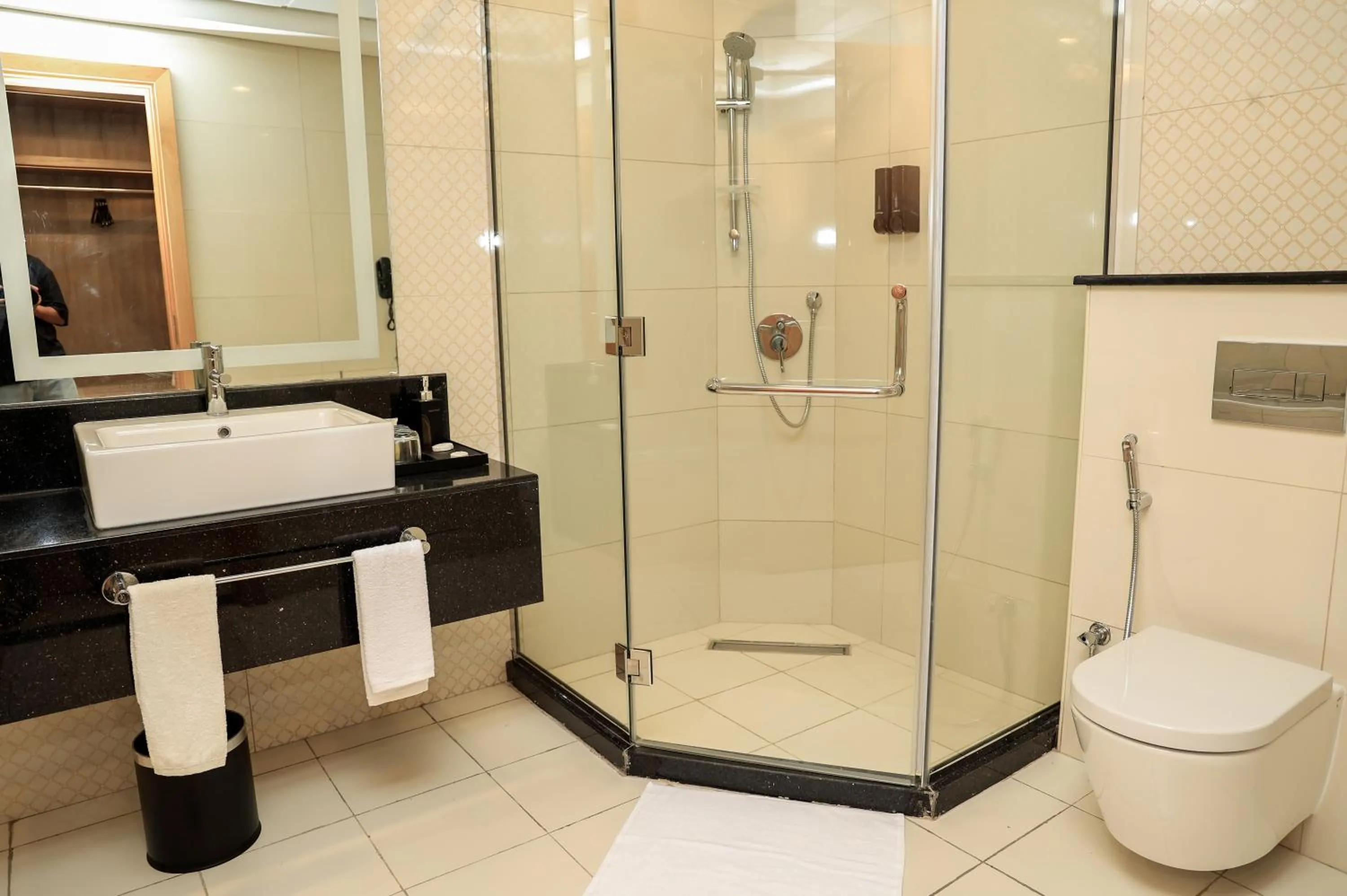 Shower in Best Western Premier M Four Hotel