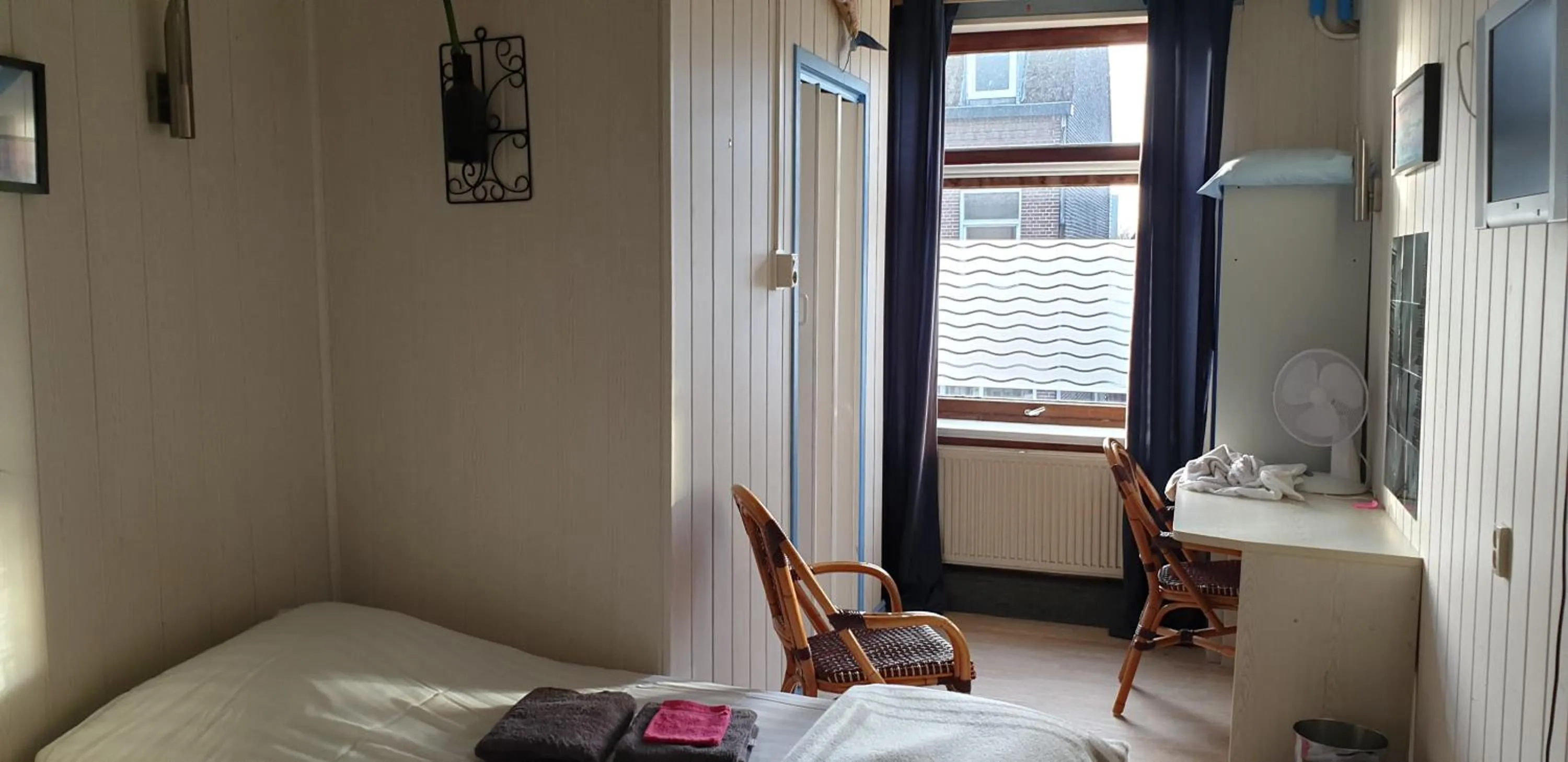 Photo of the whole room, Bed in De Zevende Hemel