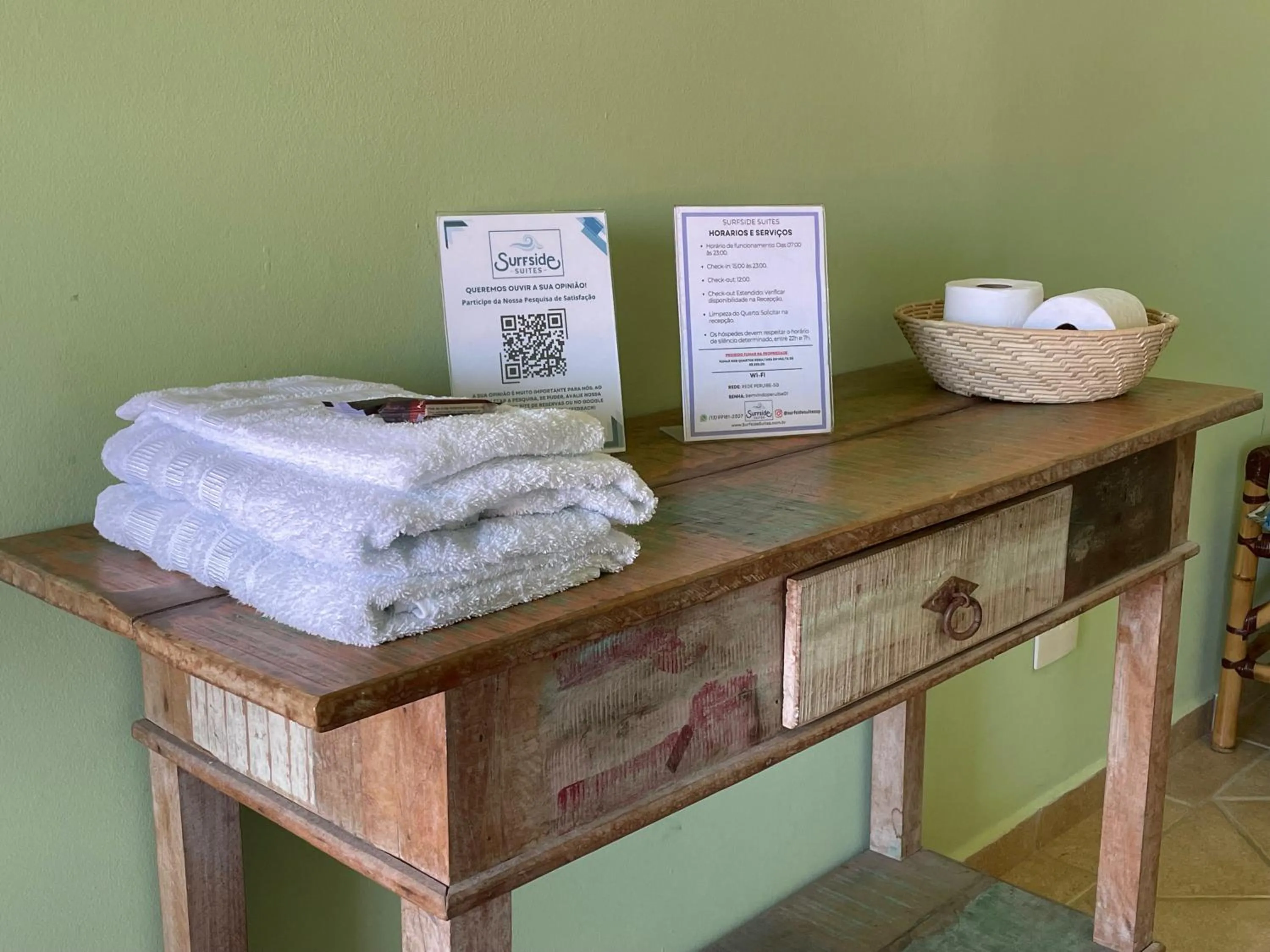 towels in Surfside Suites