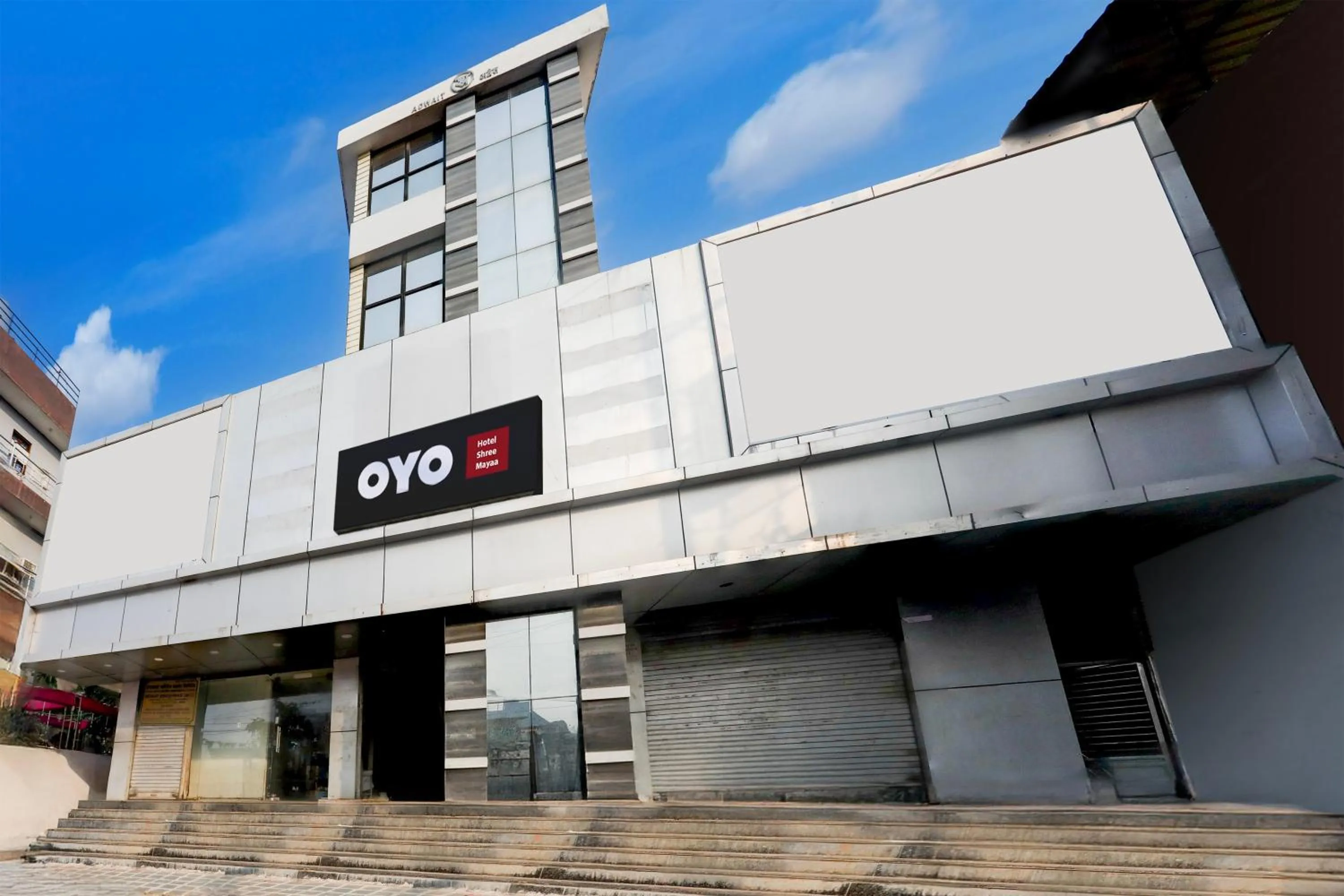 Facade/entrance in Hotel O Shree Mayaa