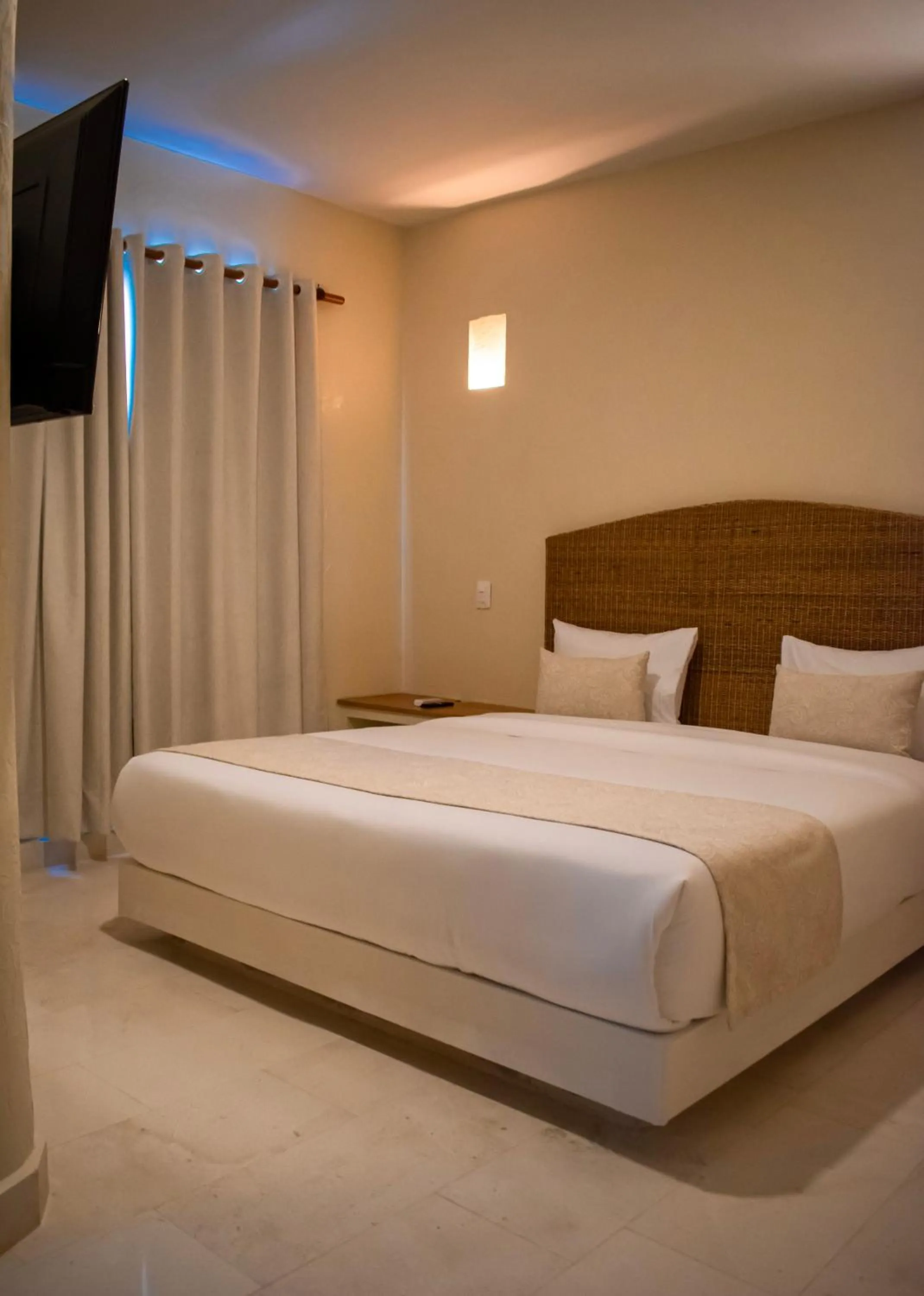 Photo of the whole room, Bed in Casa Noa Colonial Rooms