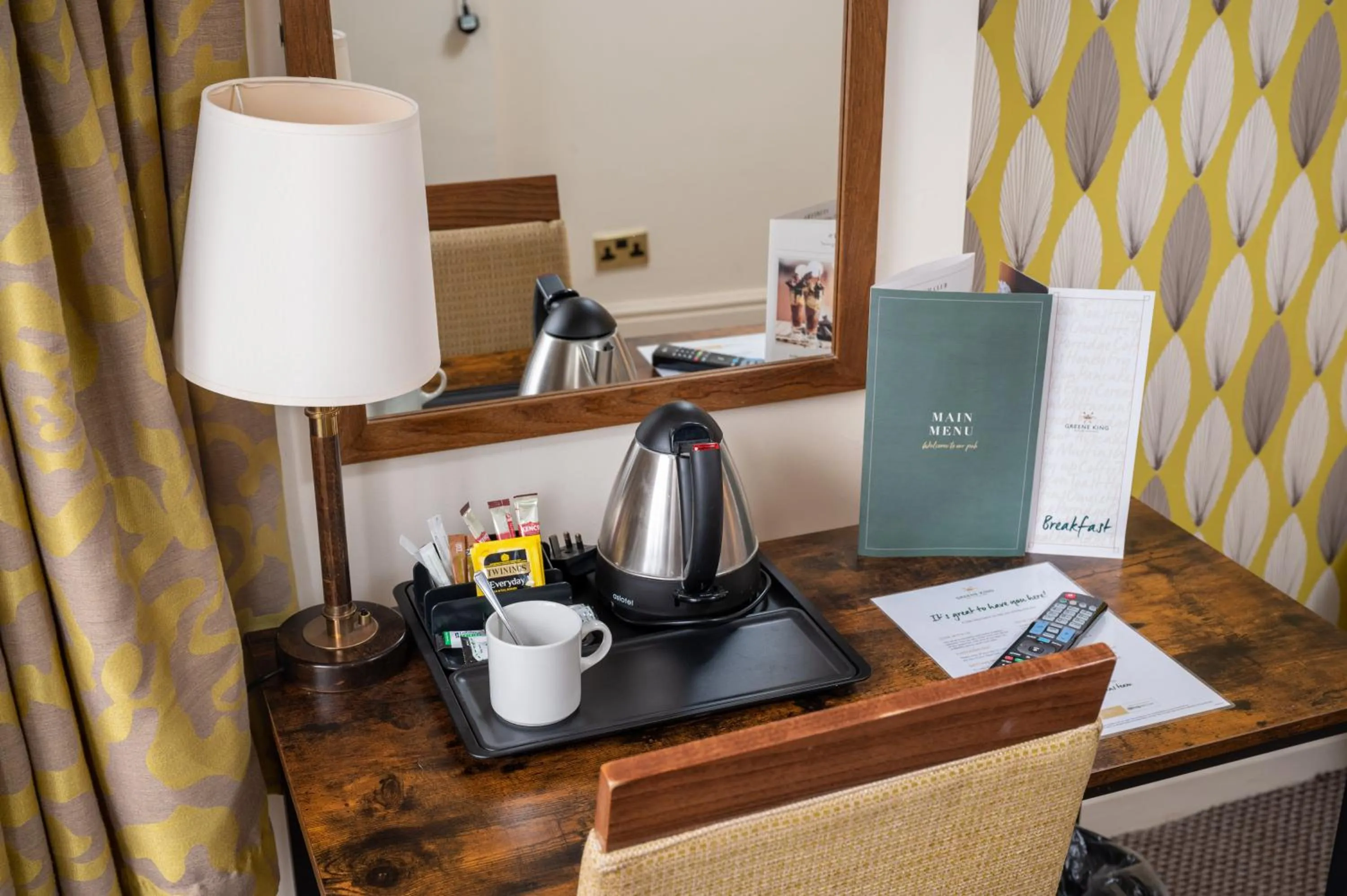 Coffee/tea facilities in Cross Hands Hotel by Greene King Inns