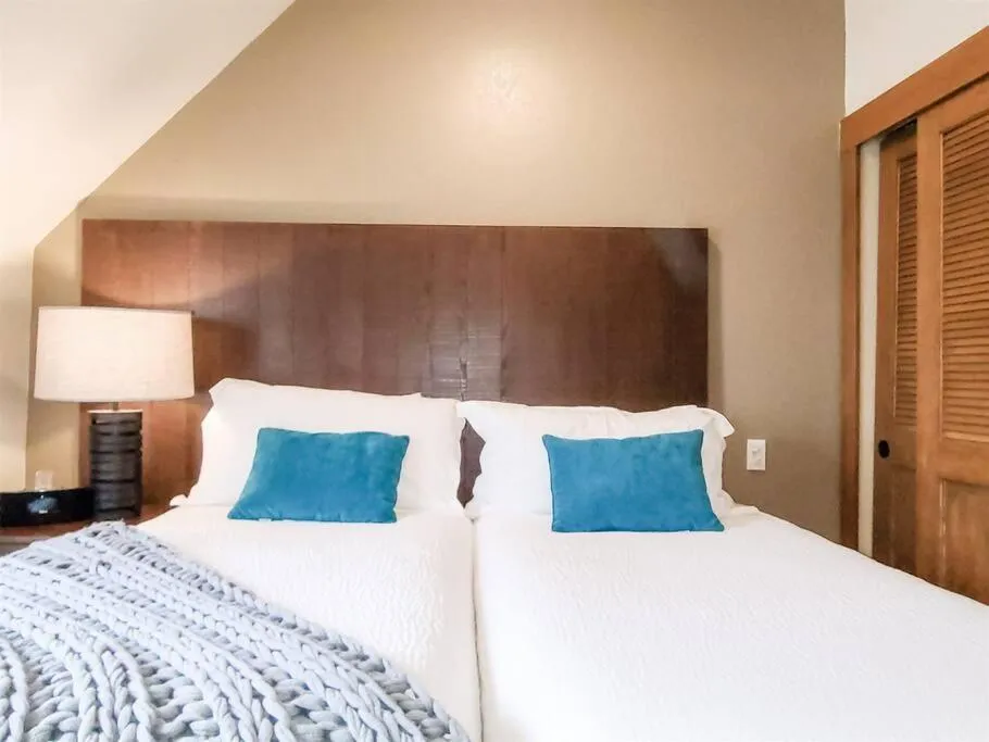 Bed in Hyatt Residence Club Main Street Station