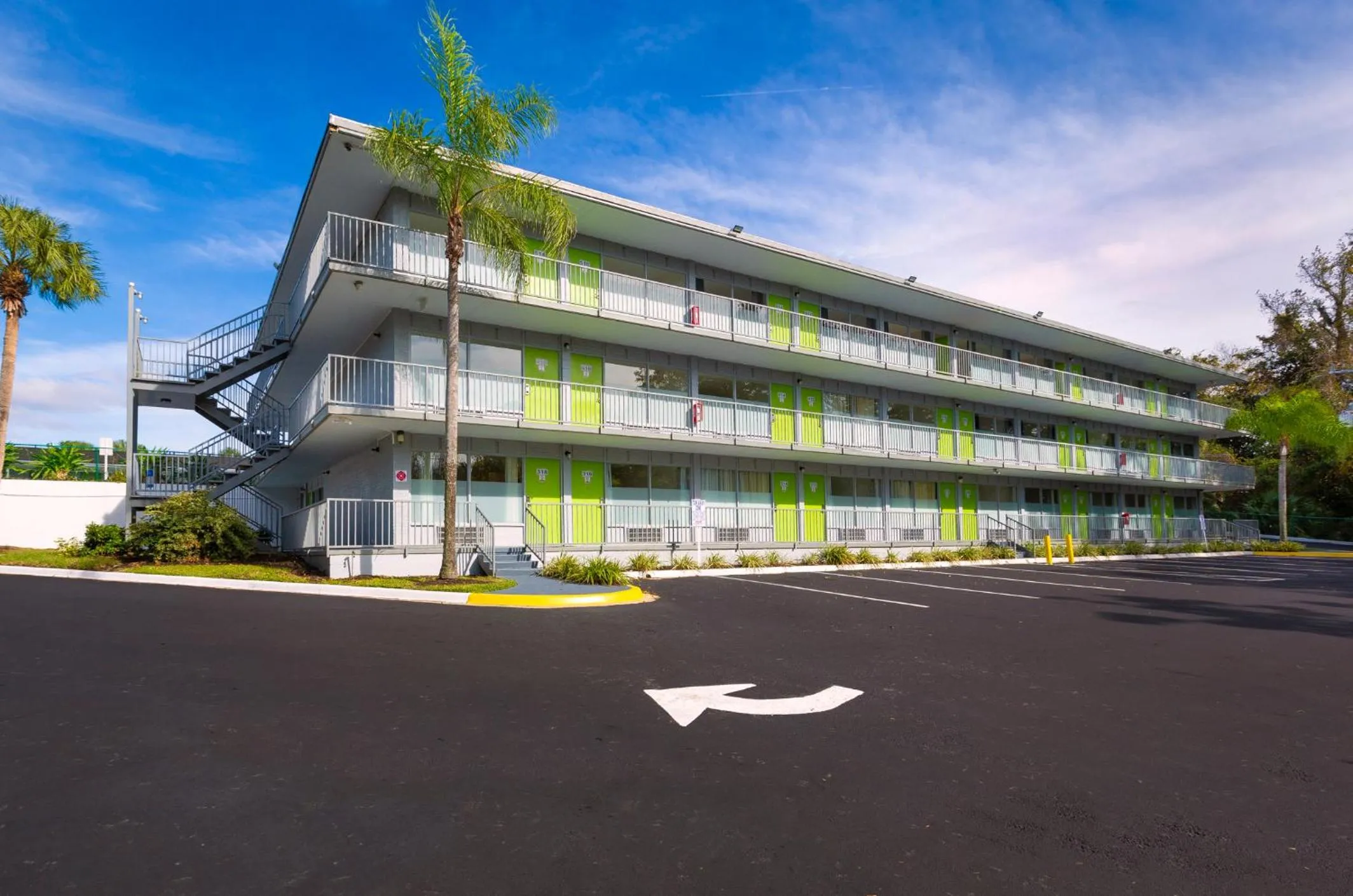 Property building in Weekly Inn