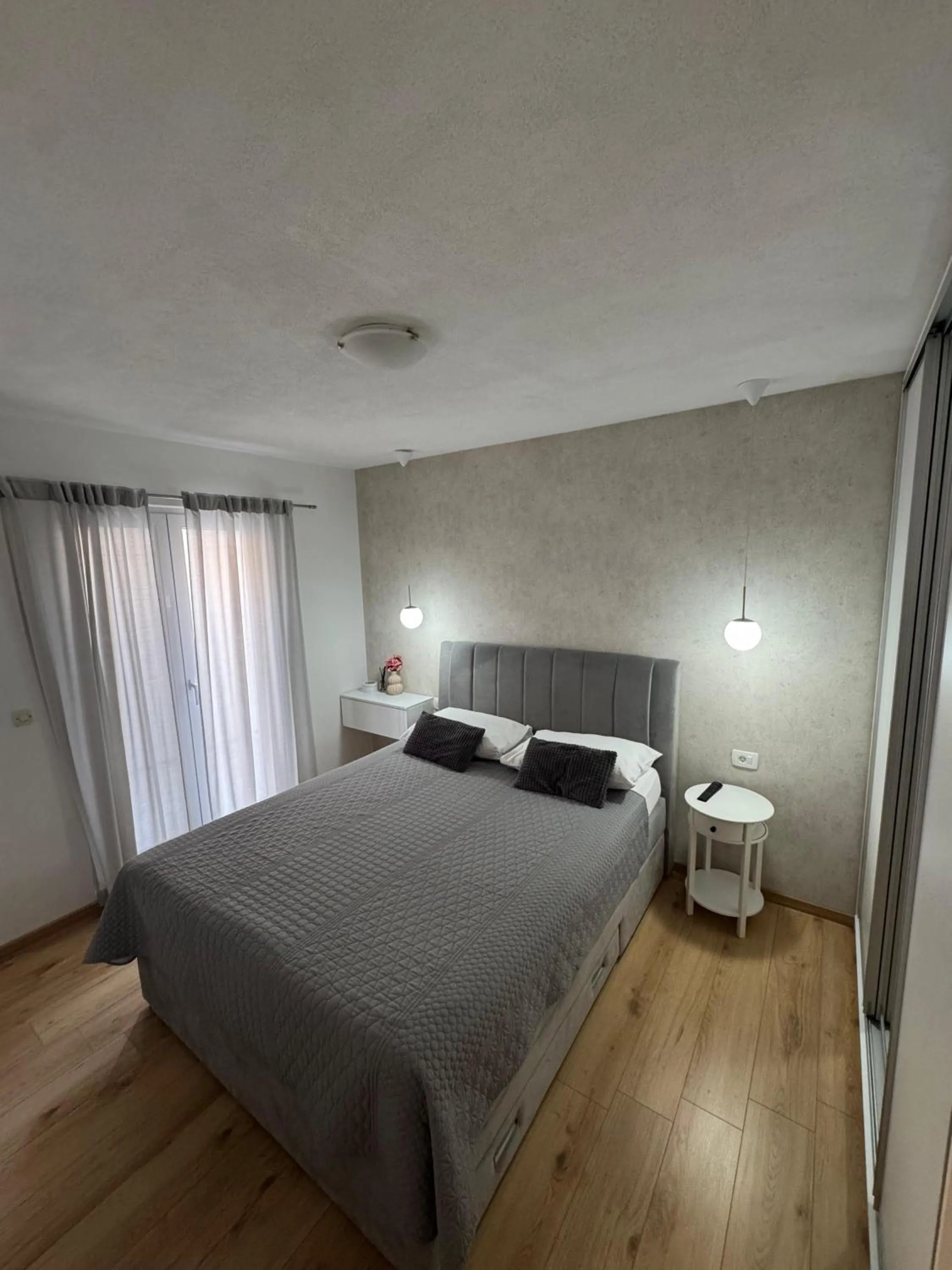 Apartment Mirjana