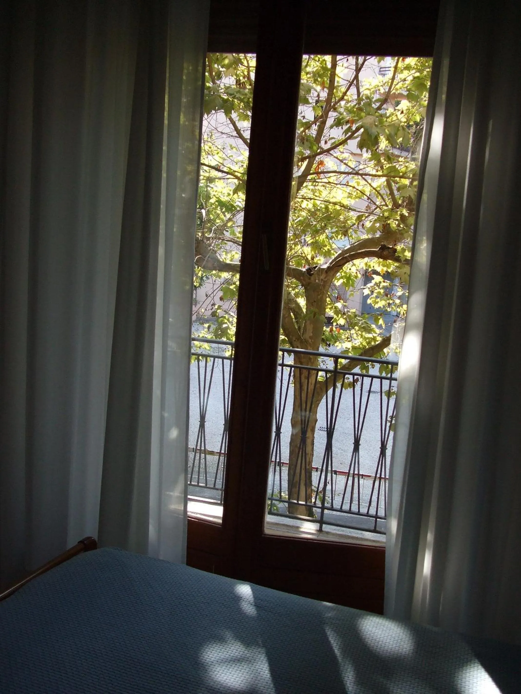 Garden view, Bed in Albergo La Primula