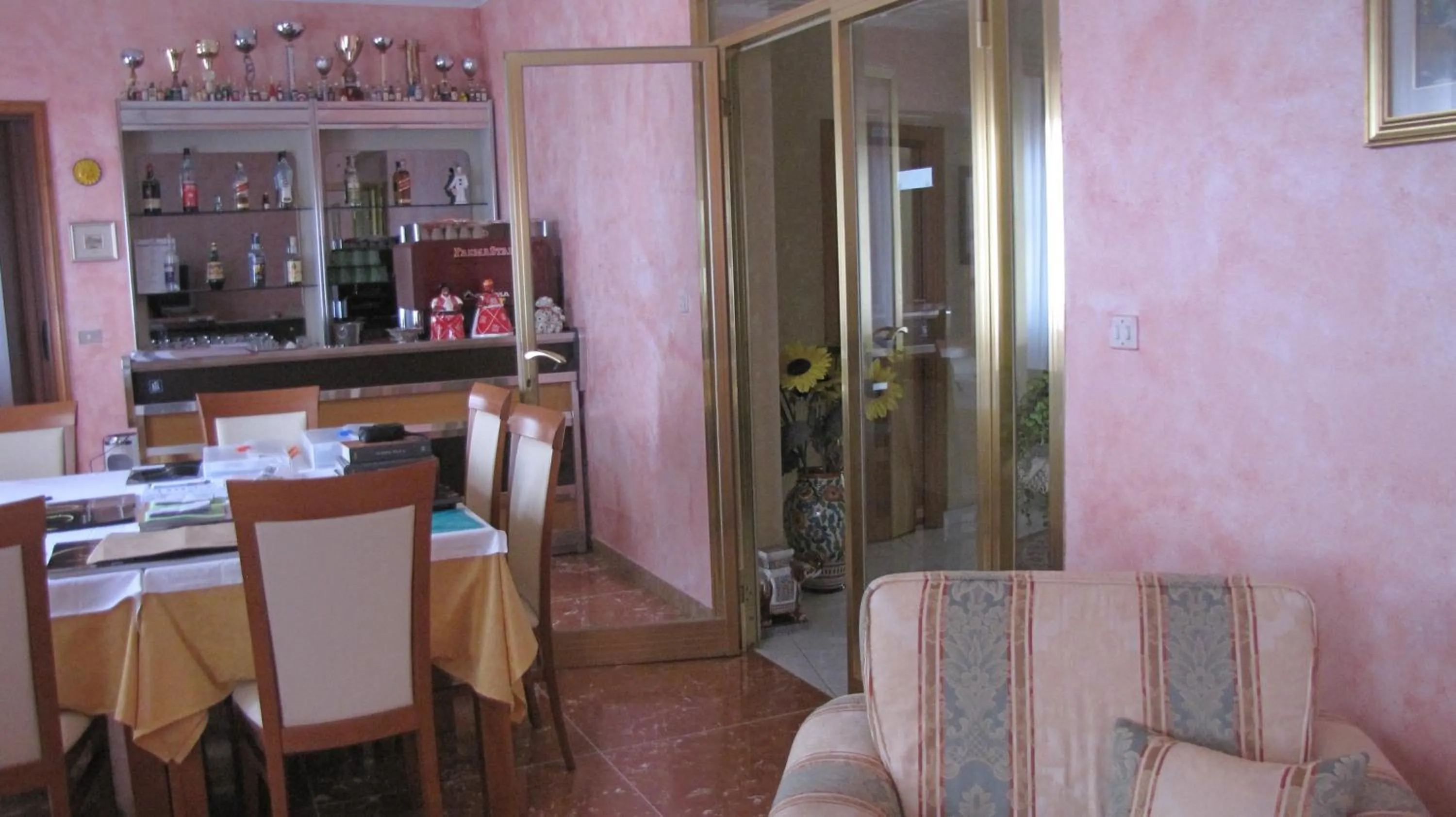 Lounge or bar in Albergo La Primula