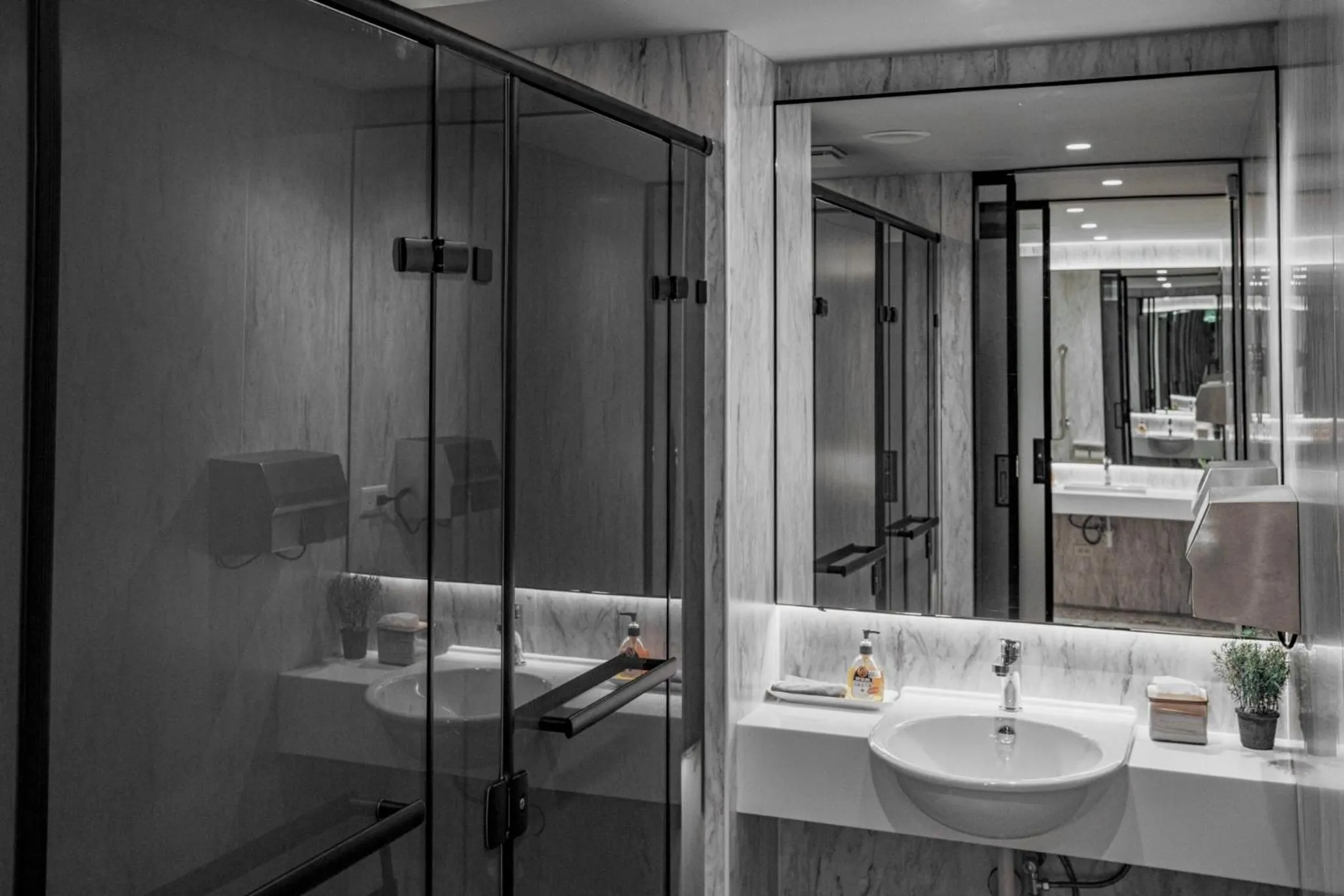 Hub Hotel Kaohsiung Yisin Branch