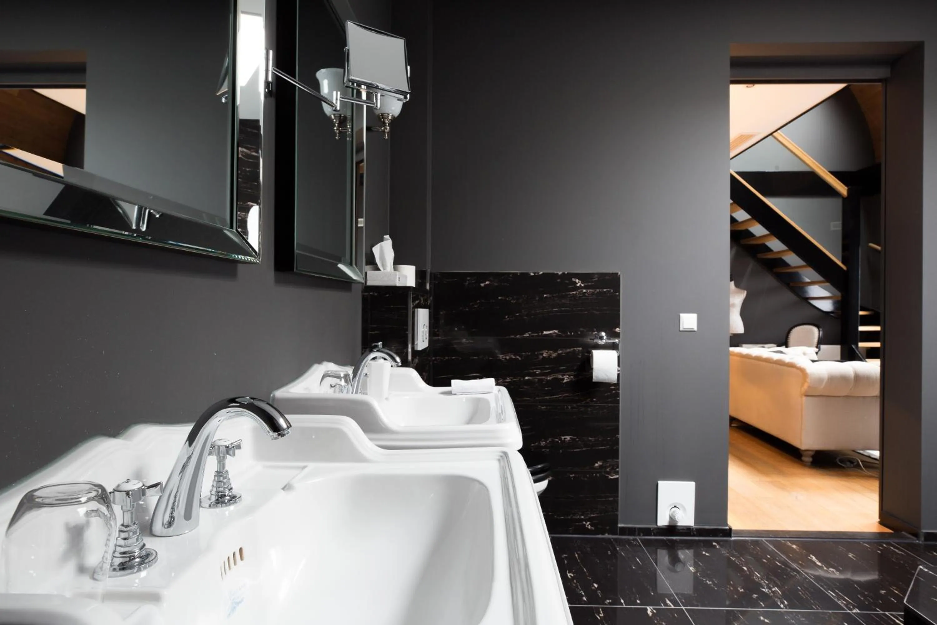 Photo of the whole room in Suitehotel Posthoorn