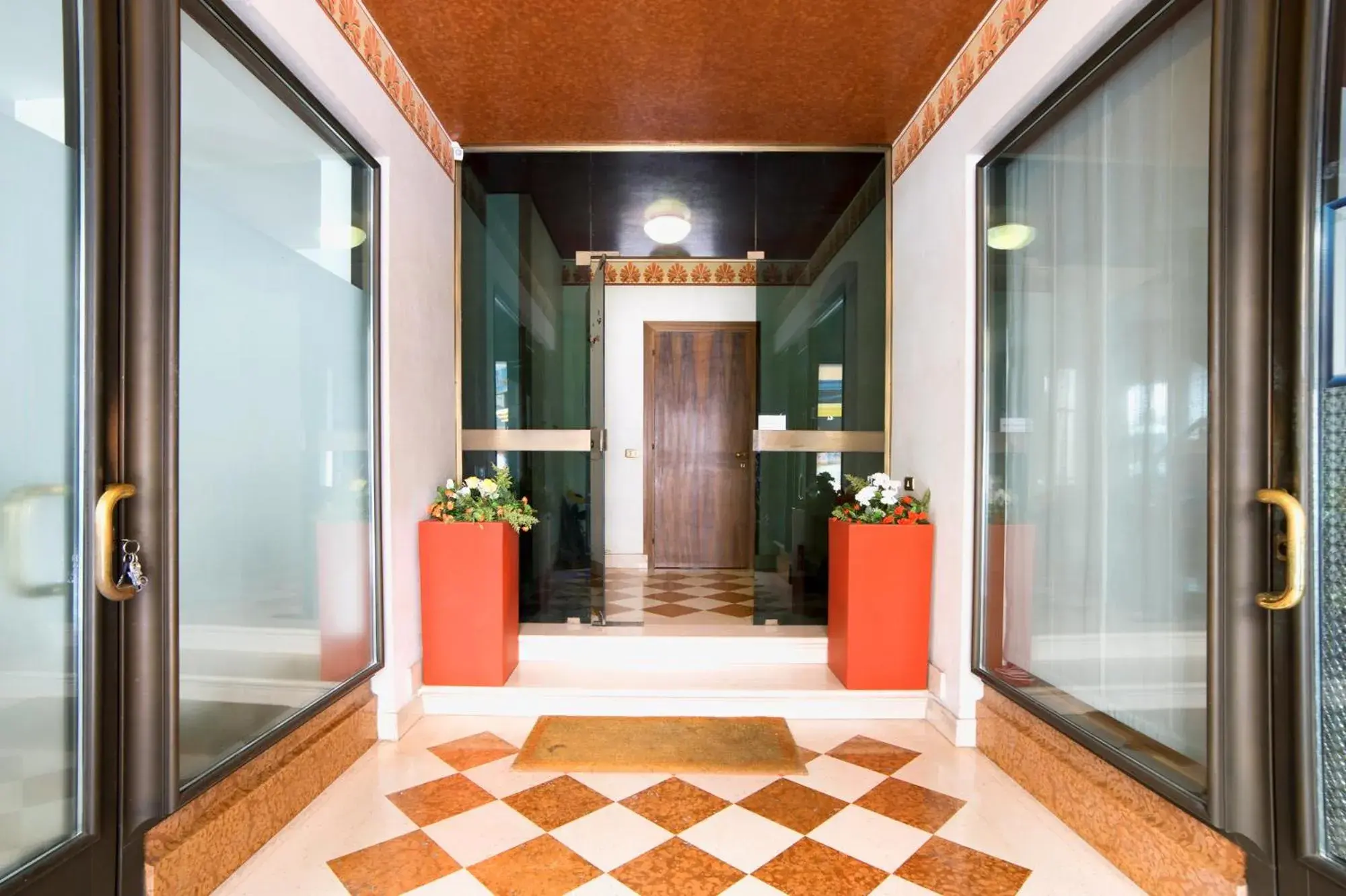 Holiday Treviso Suite Venezia Holiday Treviso Suite Venezia