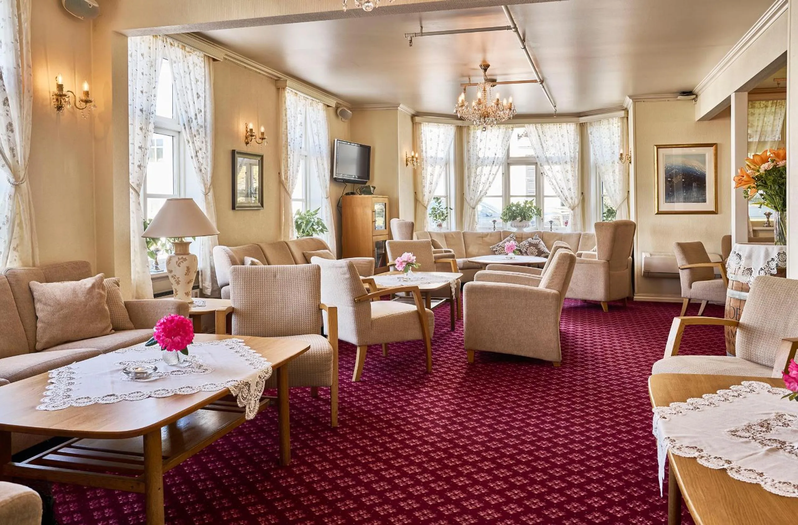 Restaurant/places to eat in Bekkjarvik Gjestgiveri