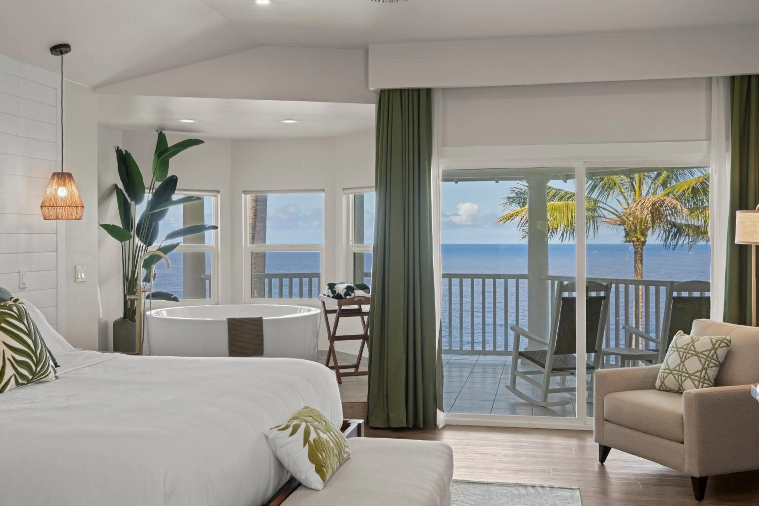 Bed in Hamakua Hotel