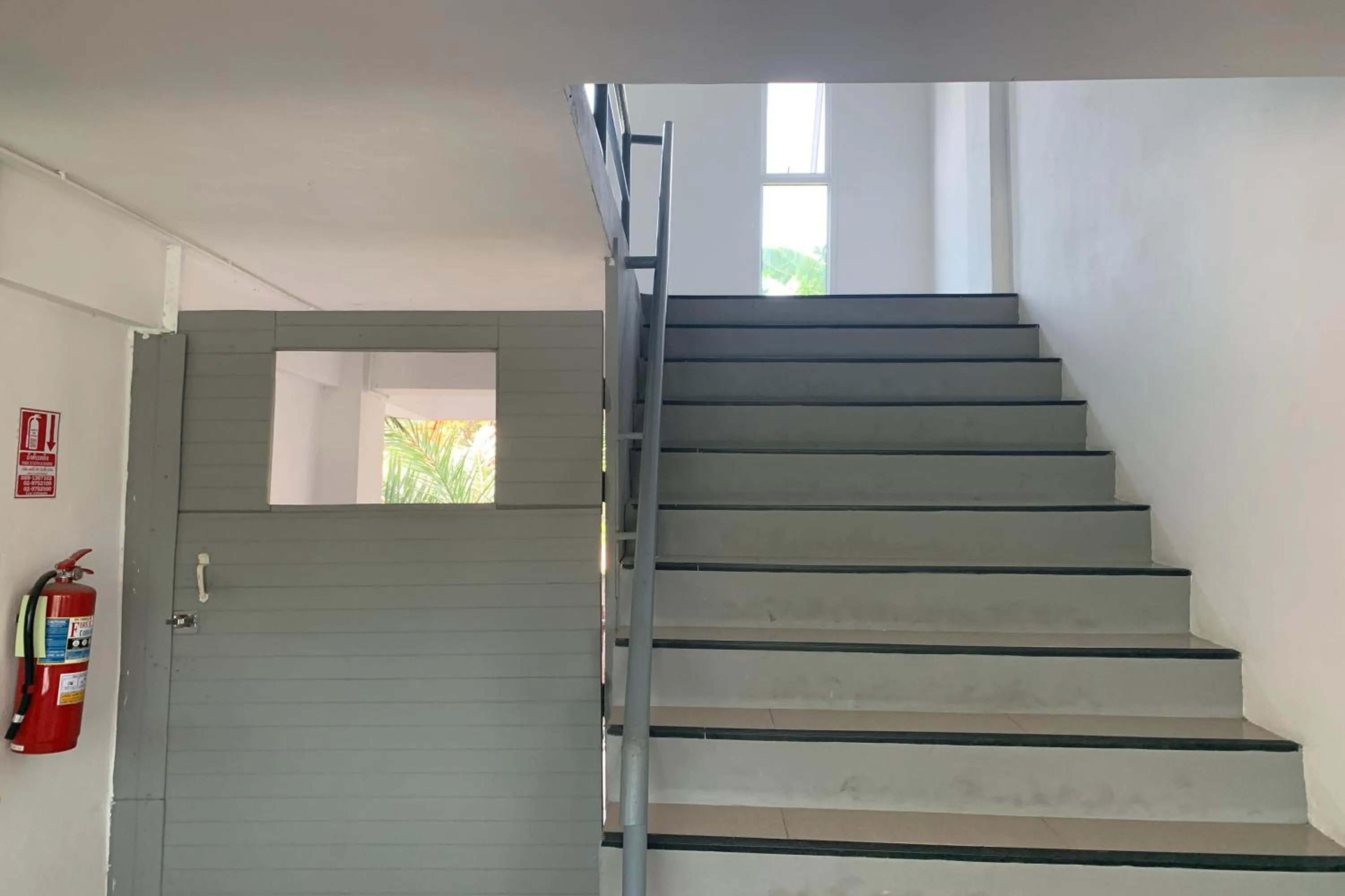 Decorative detail in Na Nont Place