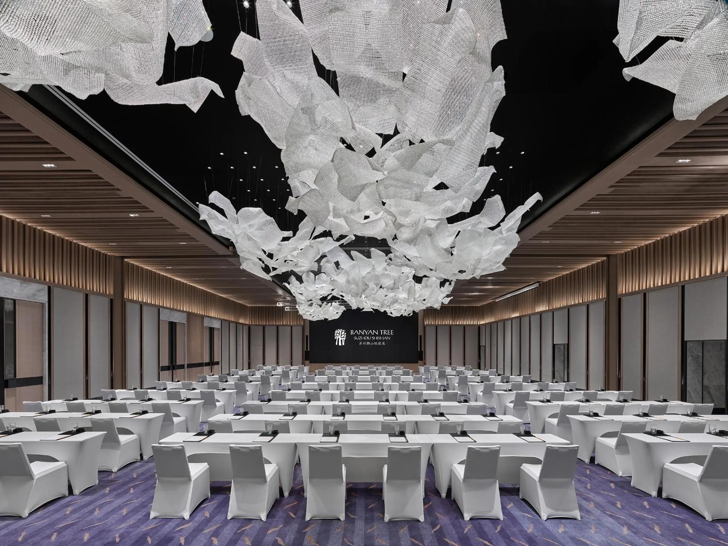 Property building in Banyan Tree Suzhou Shishan