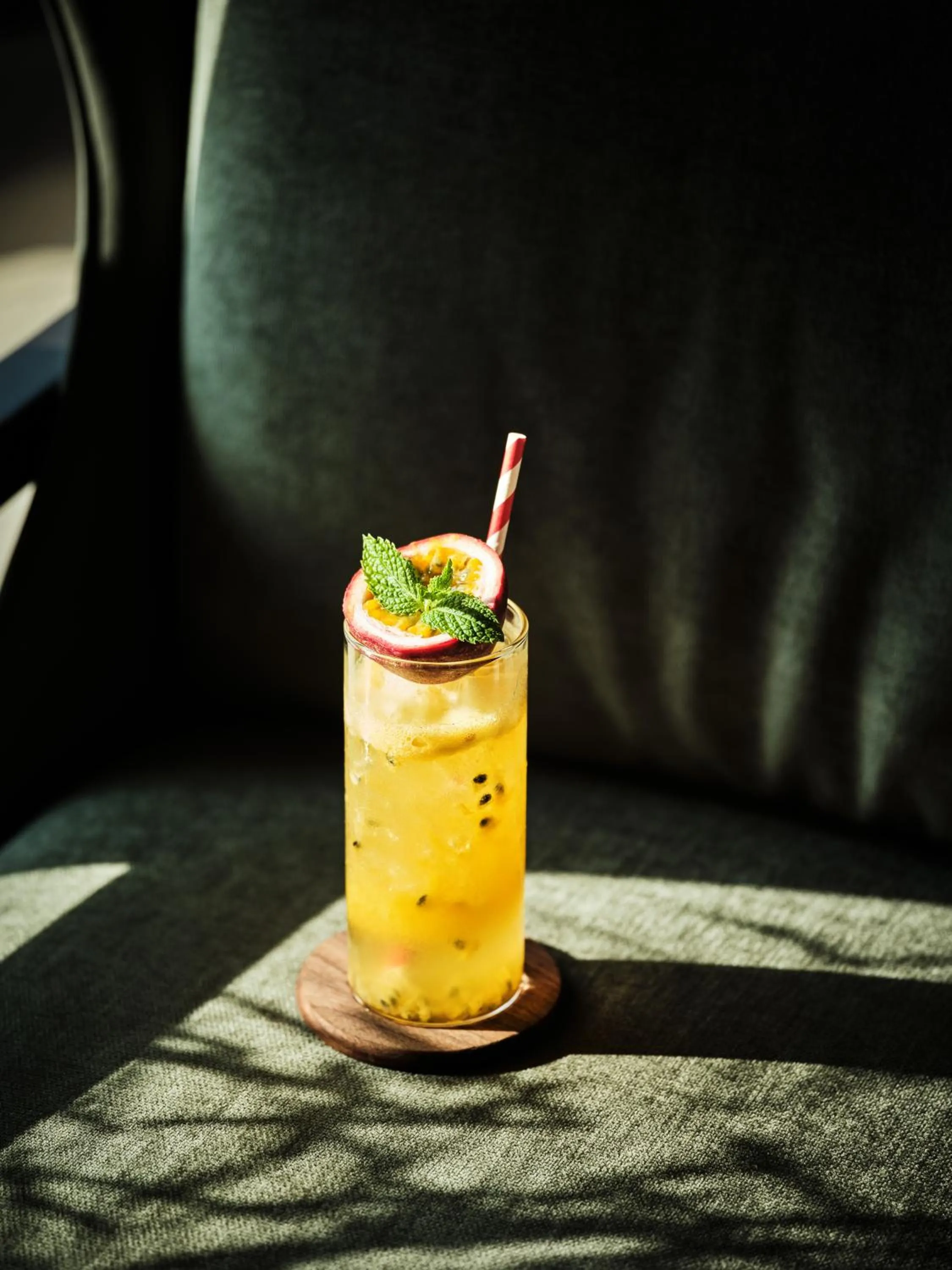 Lounge or bar in Banyan Tree Suzhou Shishan