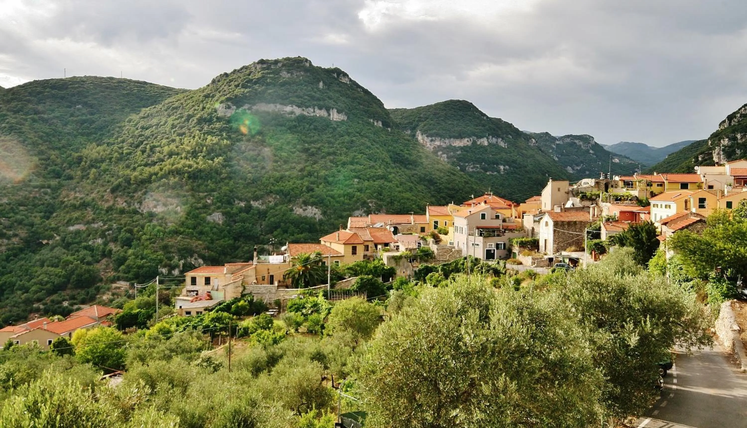 Mountain view in Agriturismo Barilaro