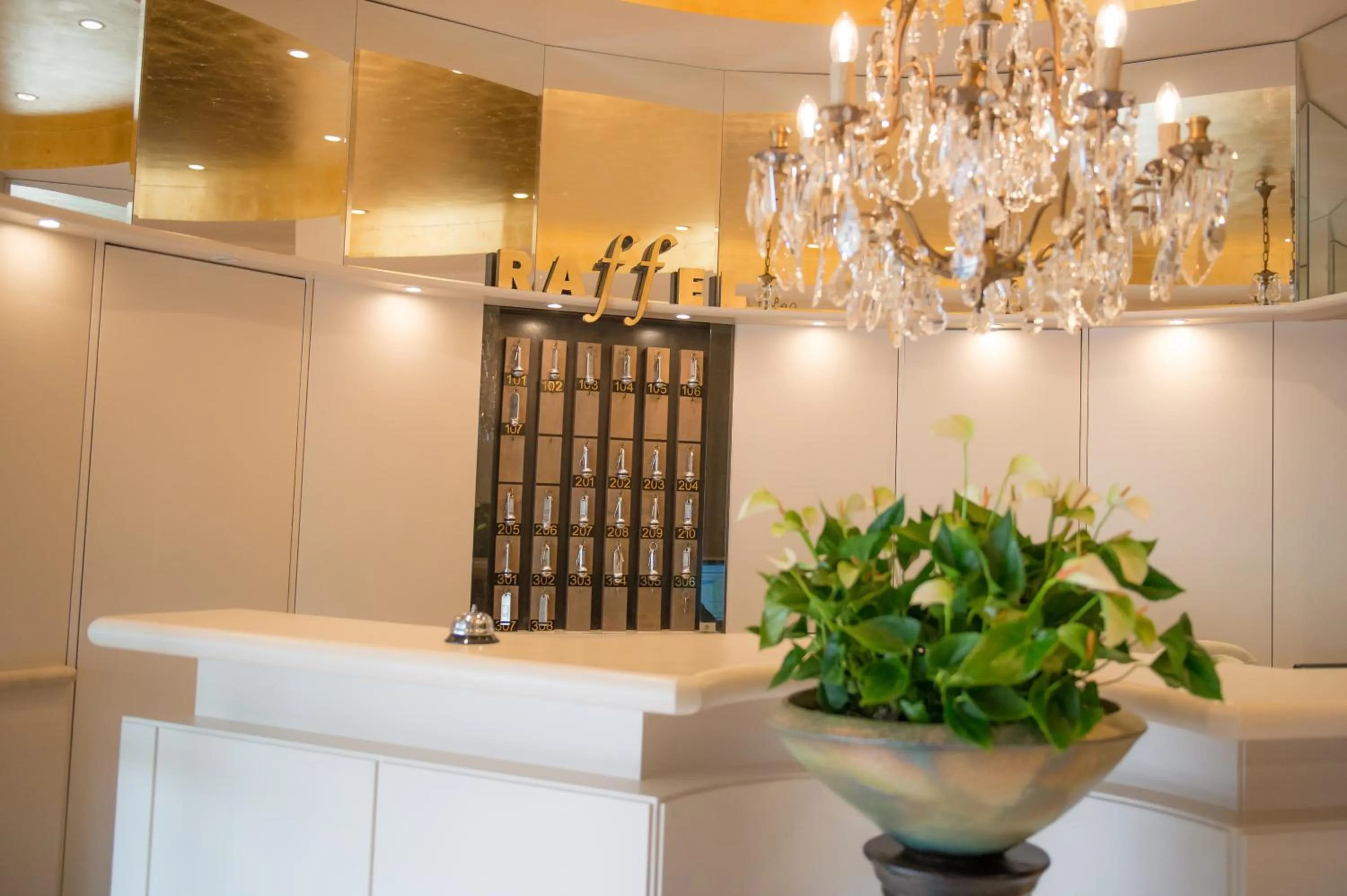 Lobby or reception in Hotel Raffel