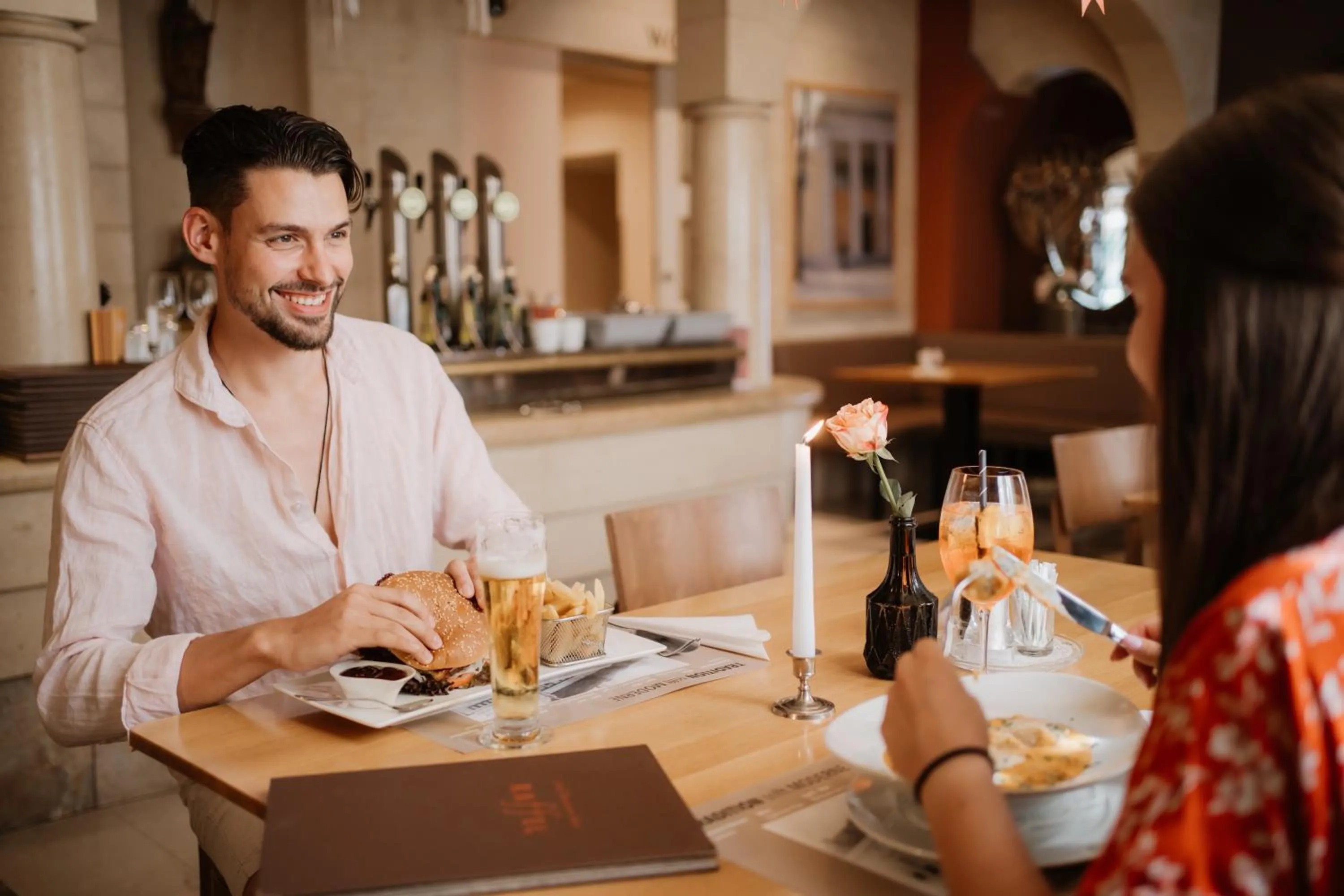 Restaurant/places to eat in Hotel Raffel