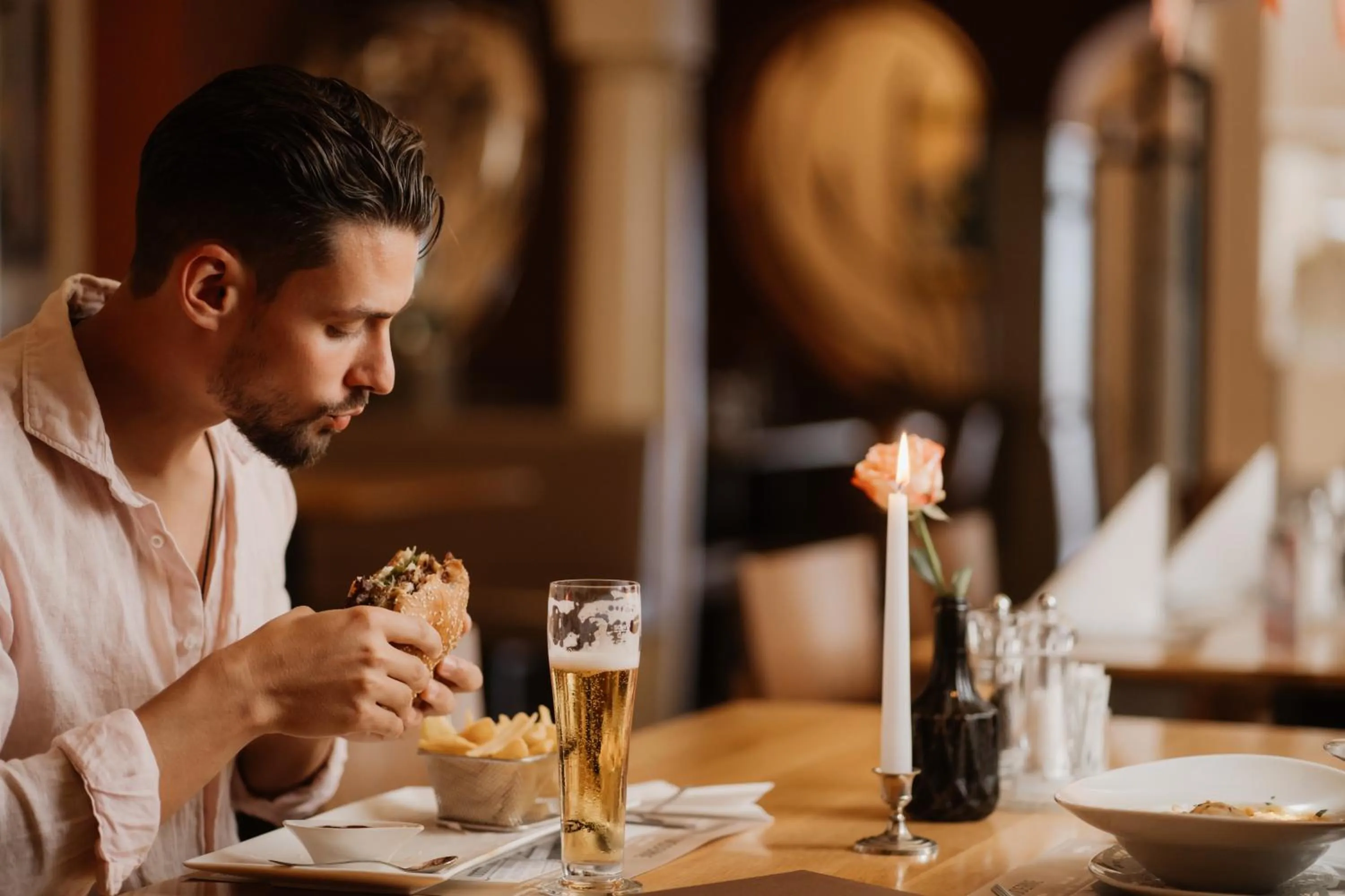 Restaurant/places to eat in Hotel Raffel