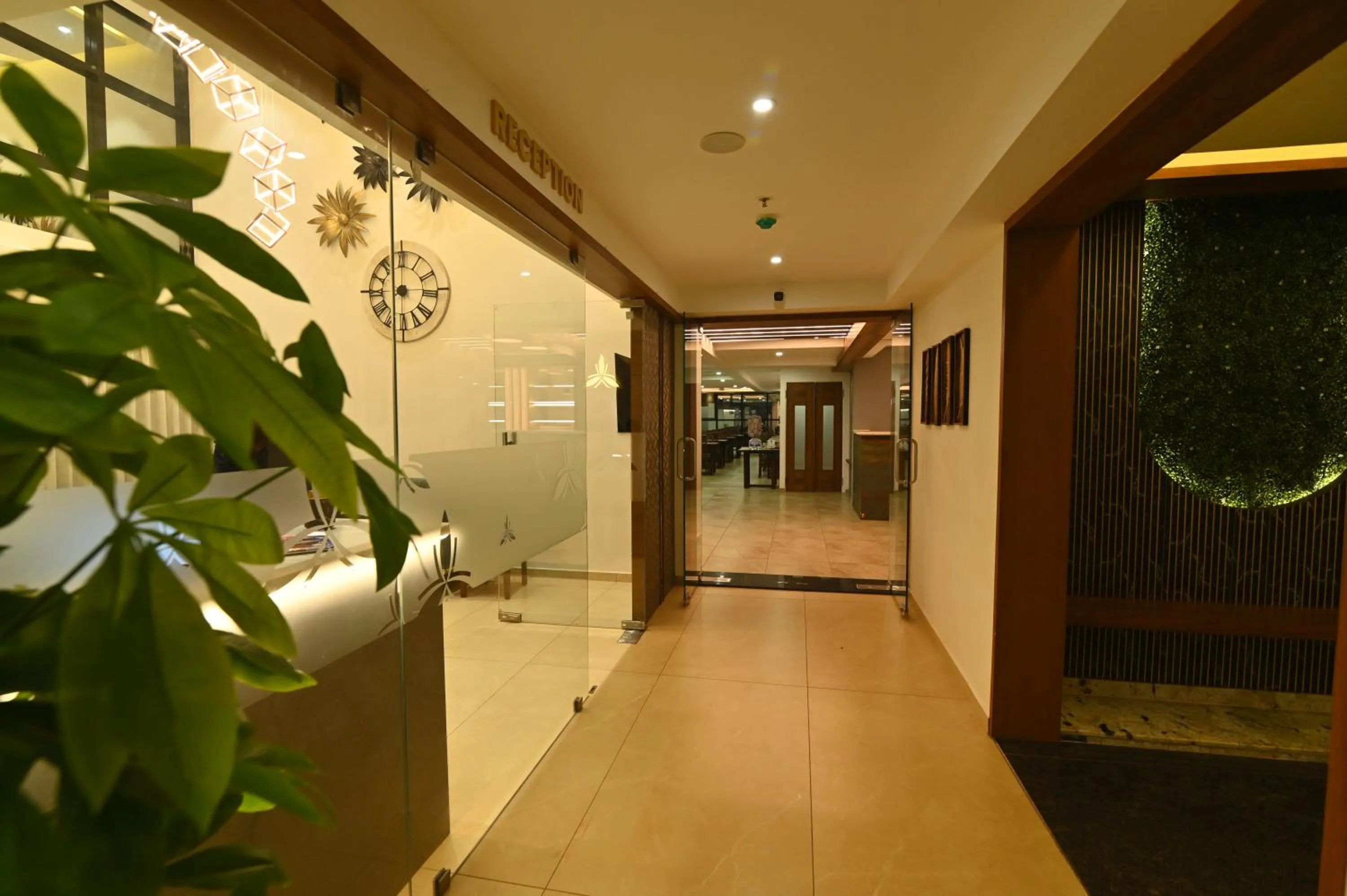 Lobby or reception in Aurelia Comforts - Deralakatte