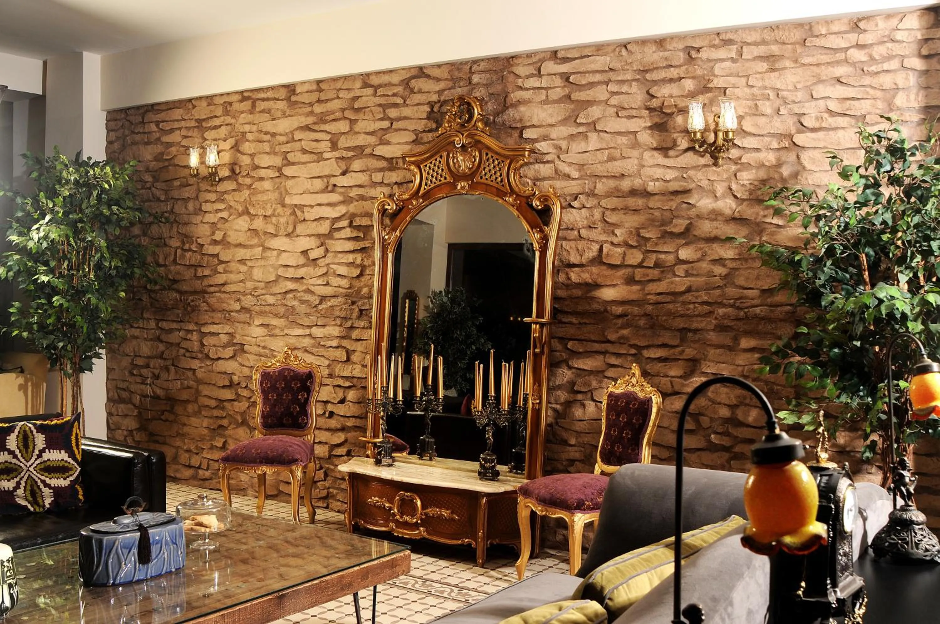 Lobby or reception in Edahan Hotel