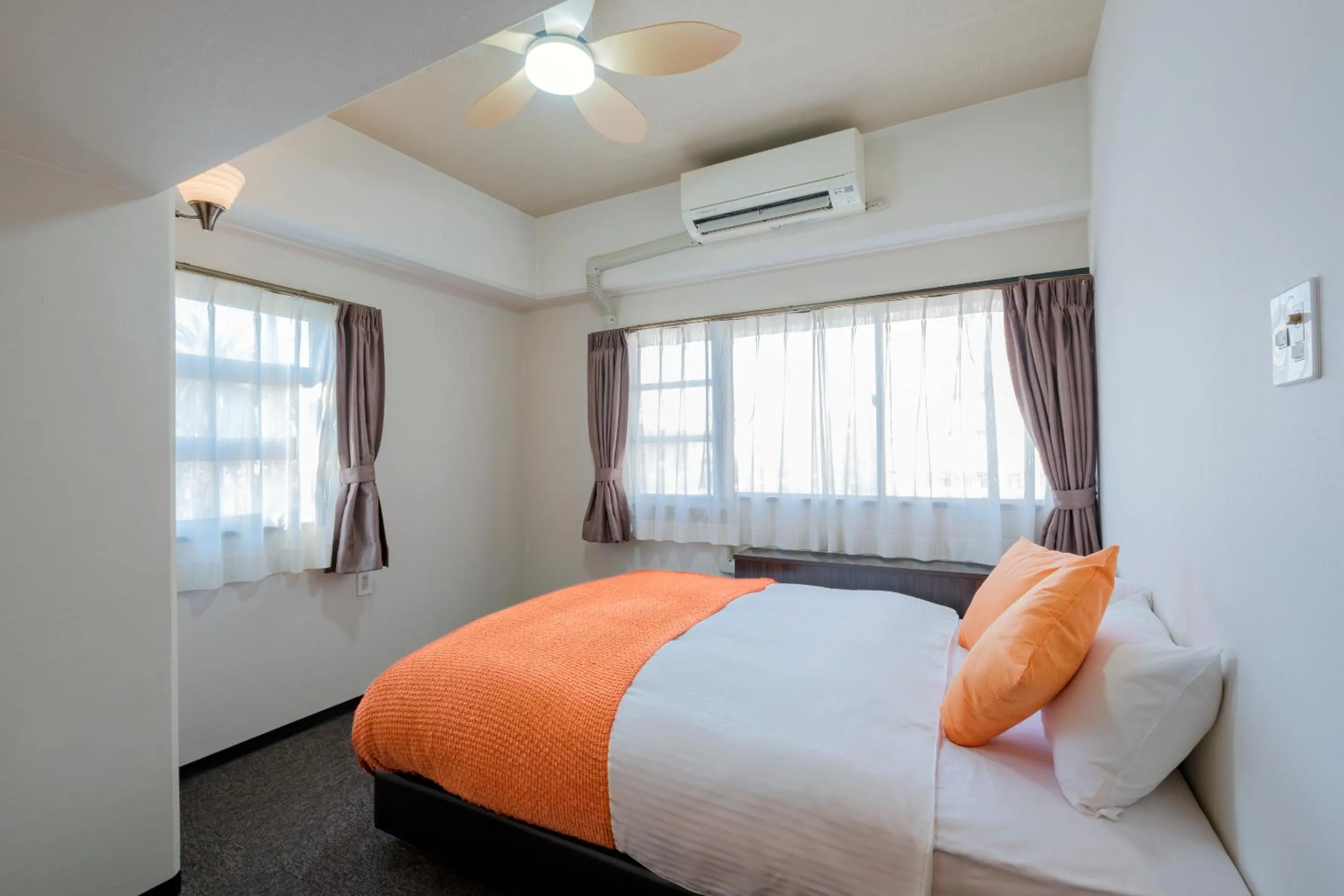 Bedroom, Bed in Miyazaki Mango Hotel