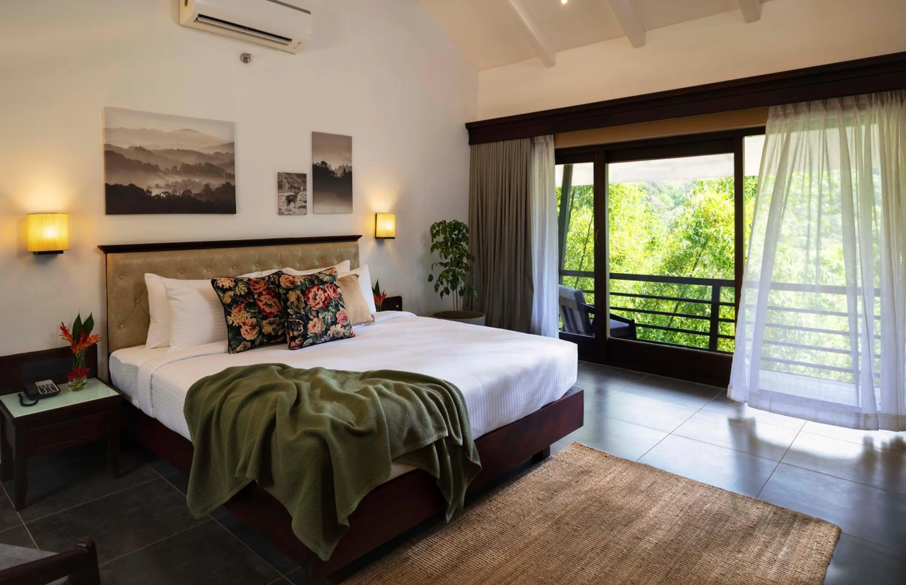 Photo of the whole room, Bed in Blanket Days Resort and Spa