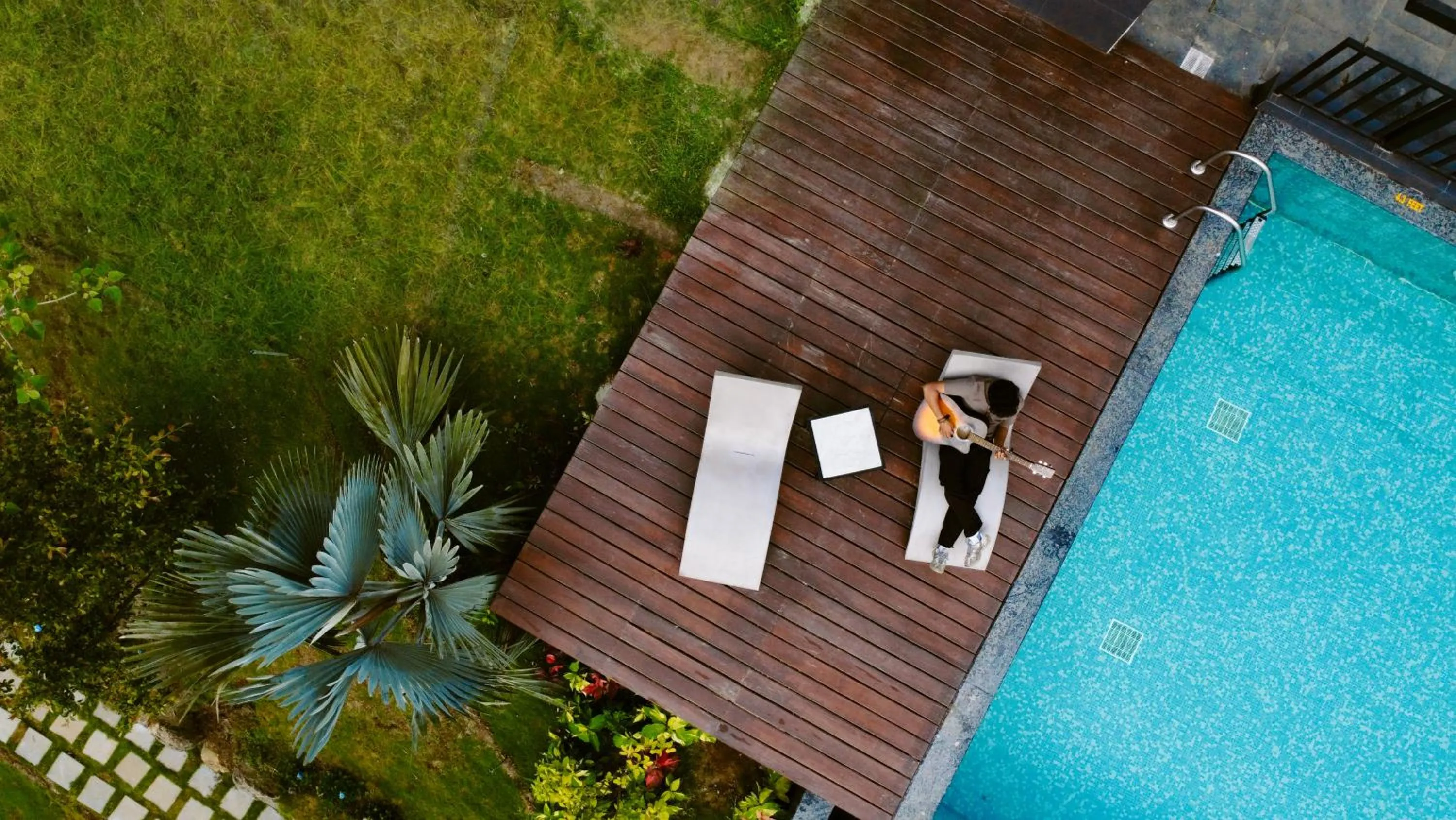 Swimming pool in Blanket Days Resort and Spa