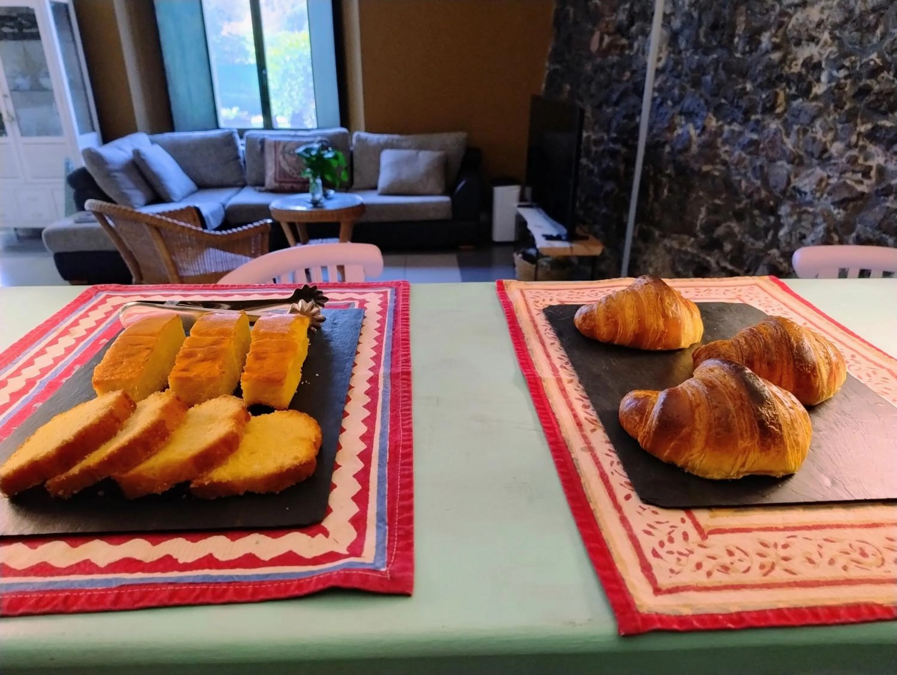 Breakfast in Hotel Boutique Villa de Palacios - Palacio de Aras