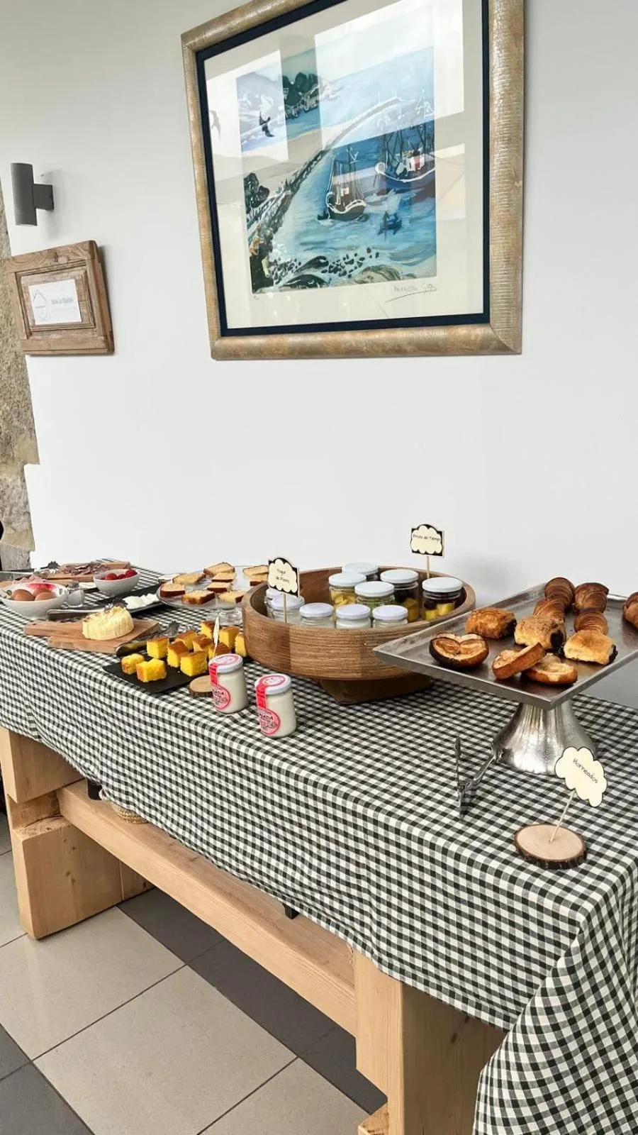 Buffet breakfast in Hotel Boutique Villa de Palacios - Palacio de Aras