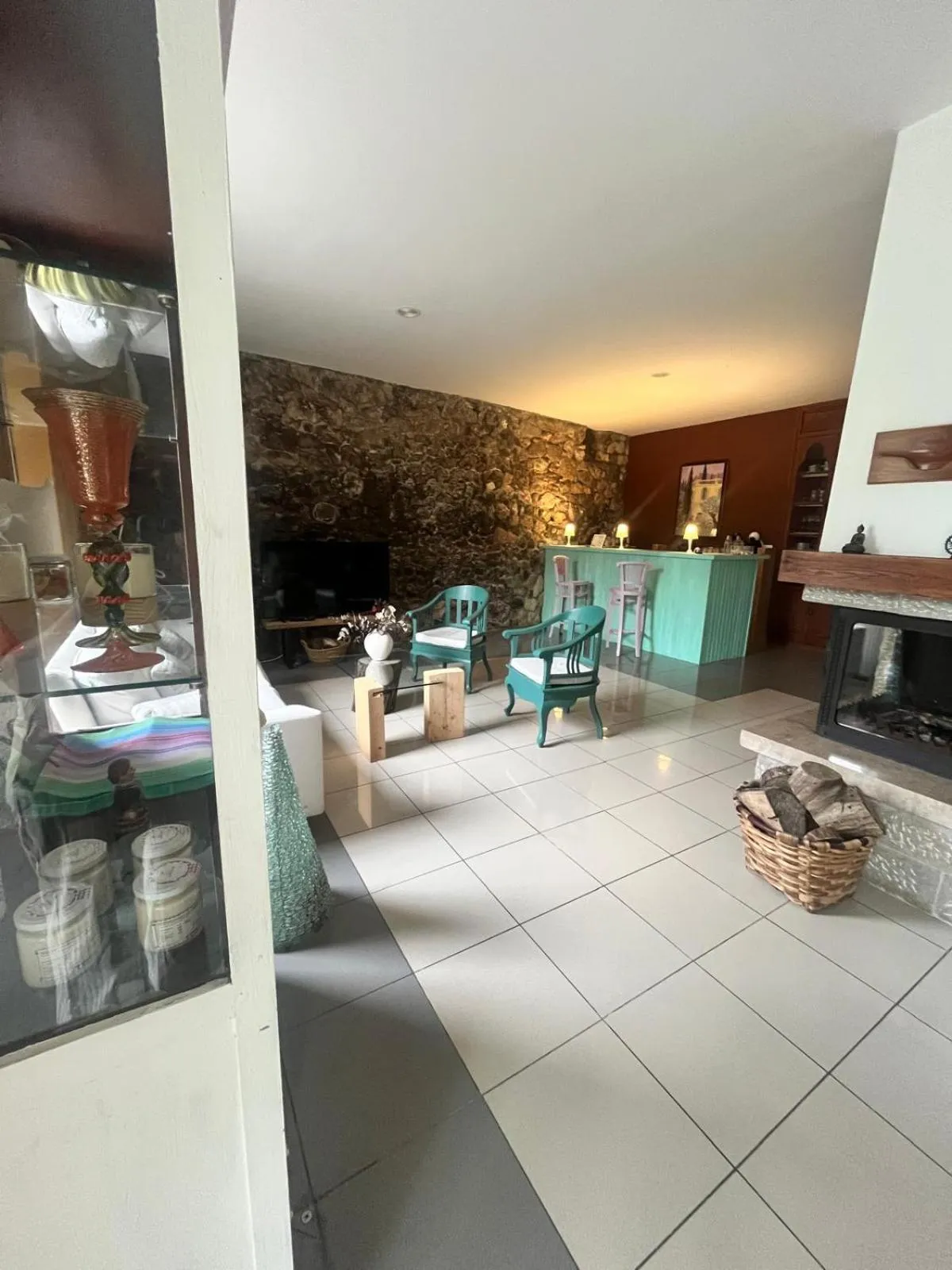 Lounge or bar in Hotel Boutique Villa de Palacios - Palacio de Aras