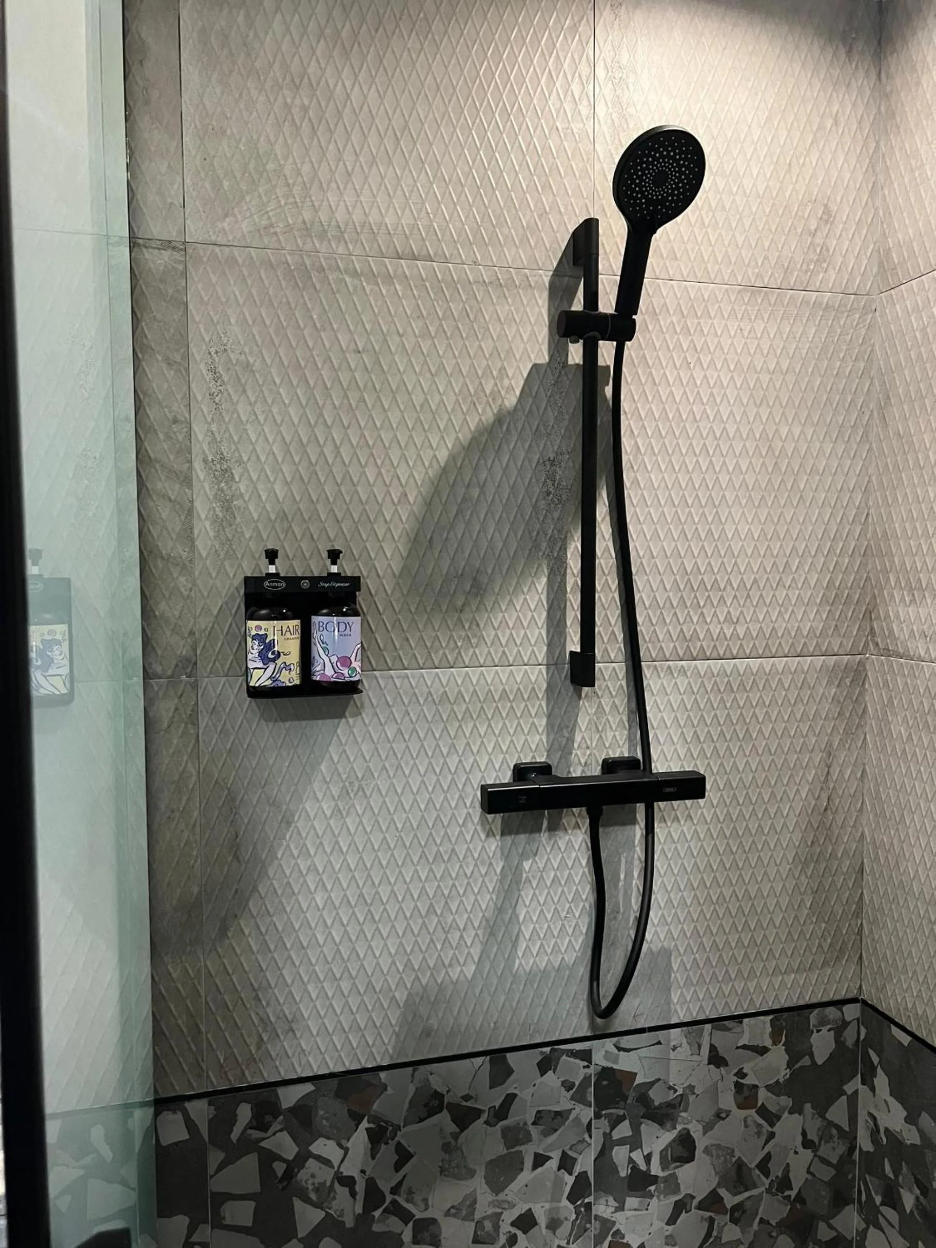 Shower in B Hotel Kuala Lumpur