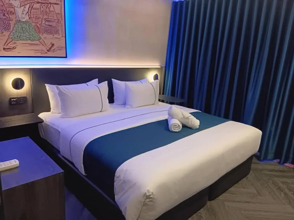 Bed in B Hotel Kuala Lumpur