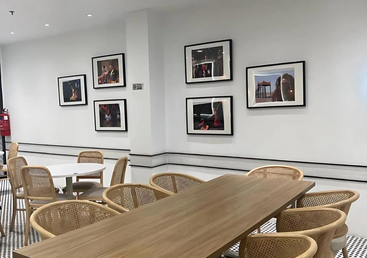 Restaurant/places to eat in B Hotel Kuala Lumpur