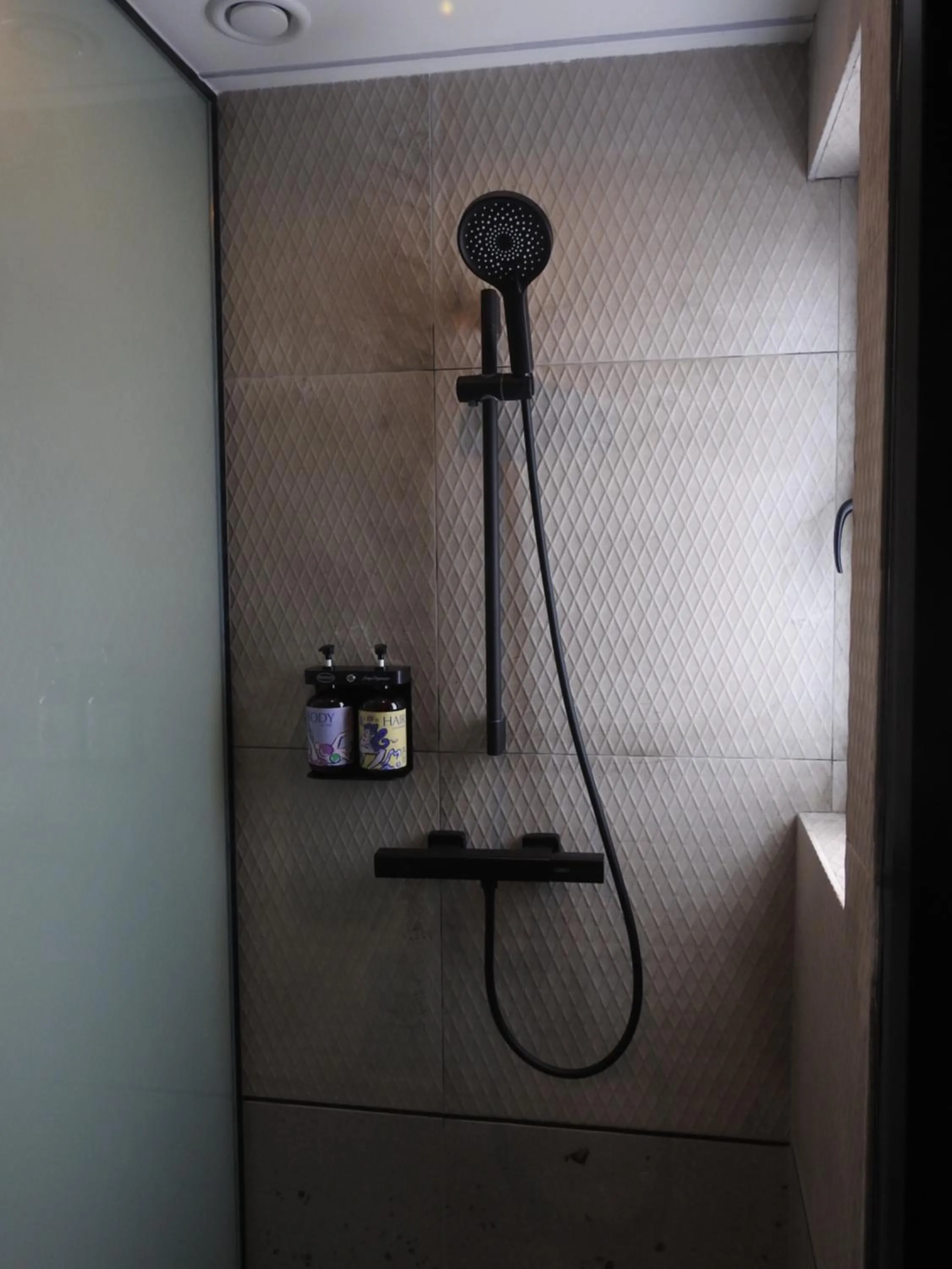 Shower in B Hotel Kuala Lumpur