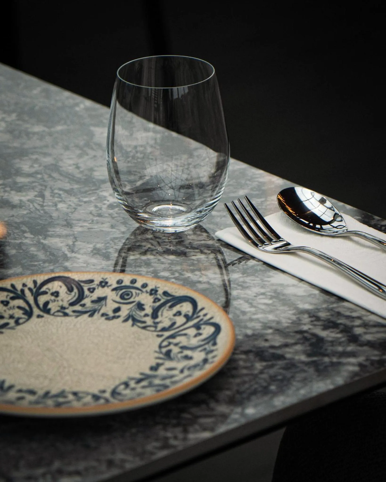 Restaurant/places to eat in B Hotel Kuala Lumpur