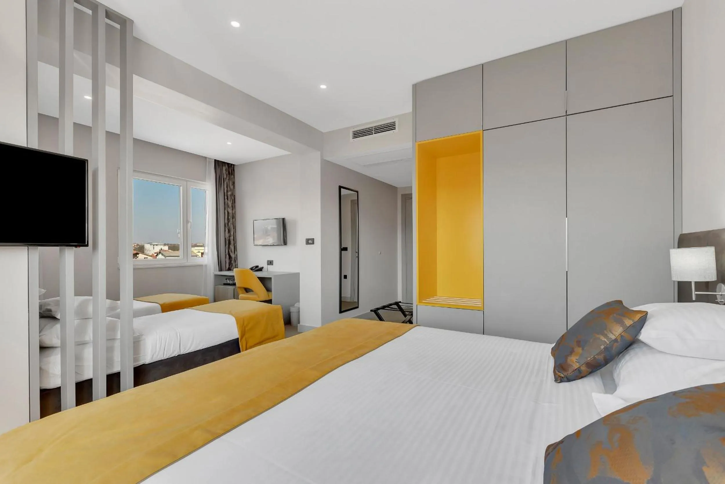 TV and multimedia in Hotel Marconi