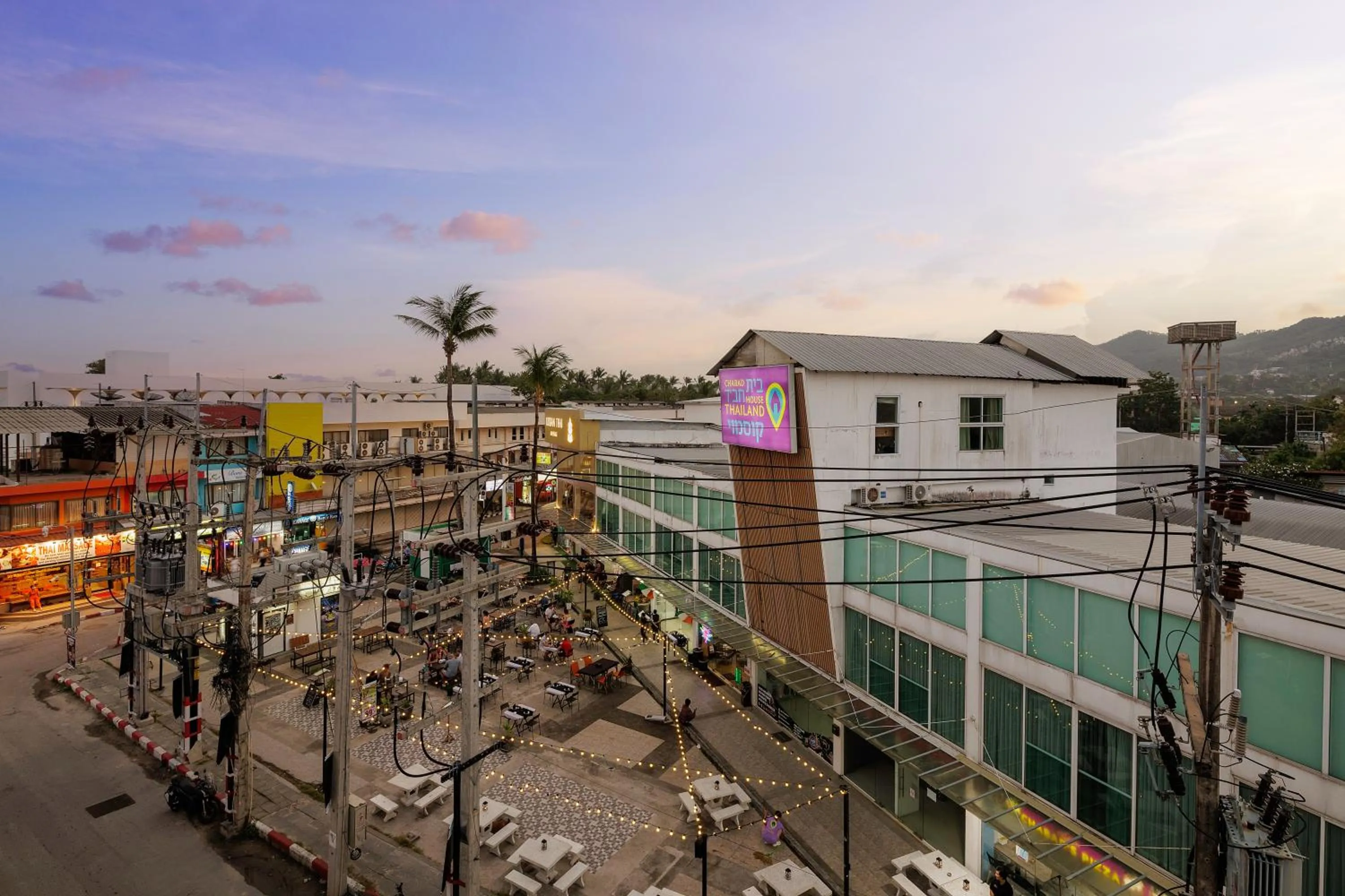 Neighbourhood in BedTime Hotel Samui