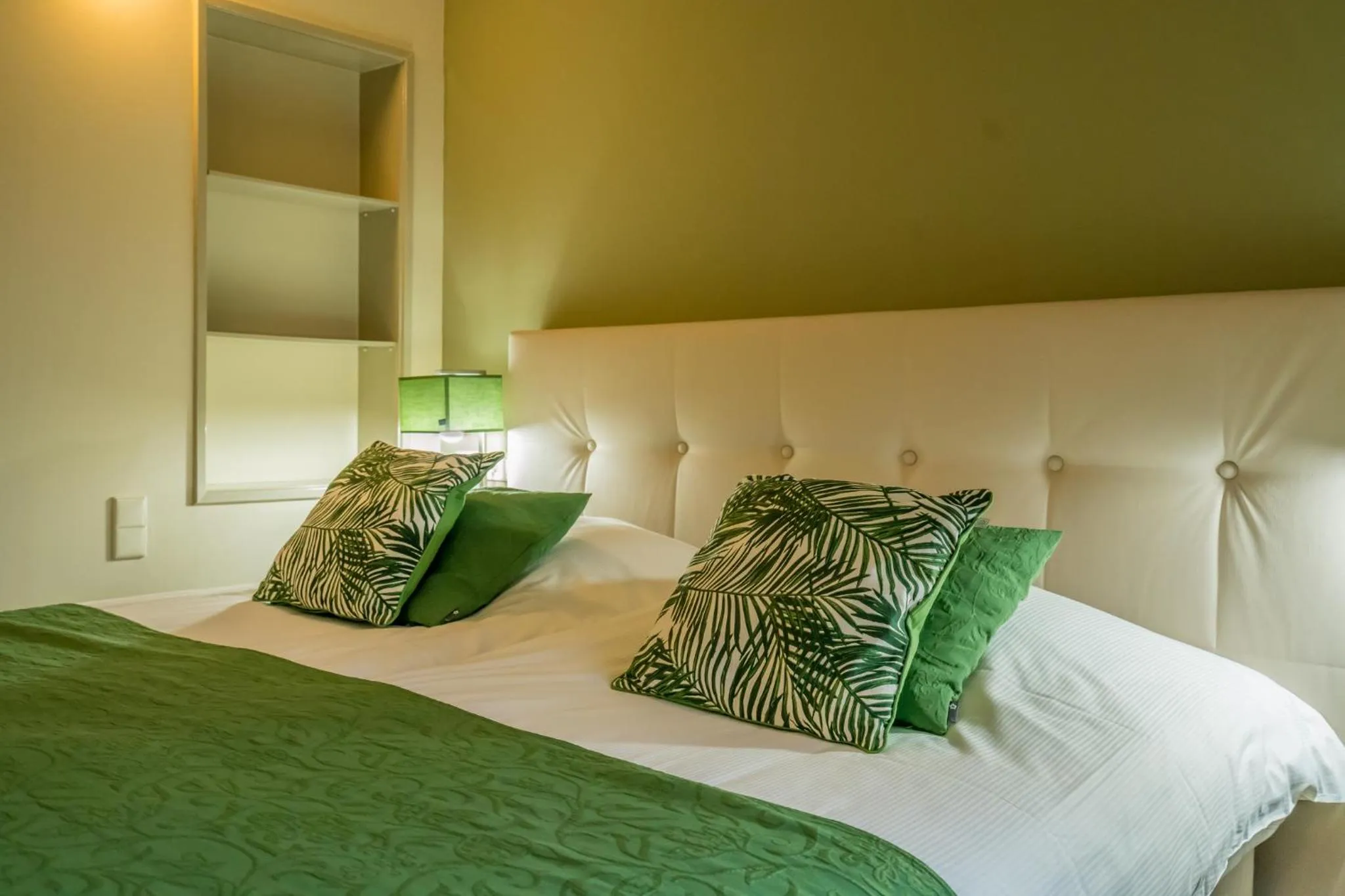 Bed in Hostellerie Schuddebeurs