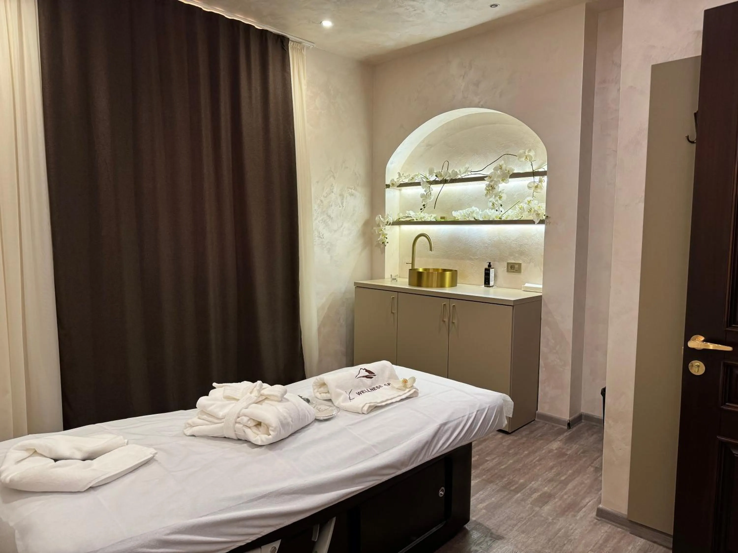 Spa and wellness centre/facilities, Bed in Eighty Eight Deluxe Hotel & Spa