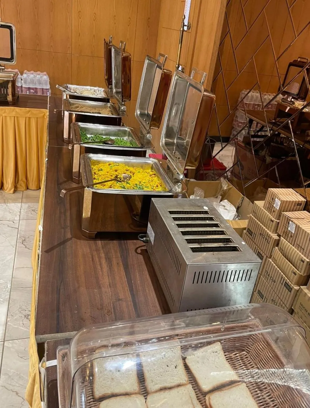 Breakfast in Hotel Three Seasons