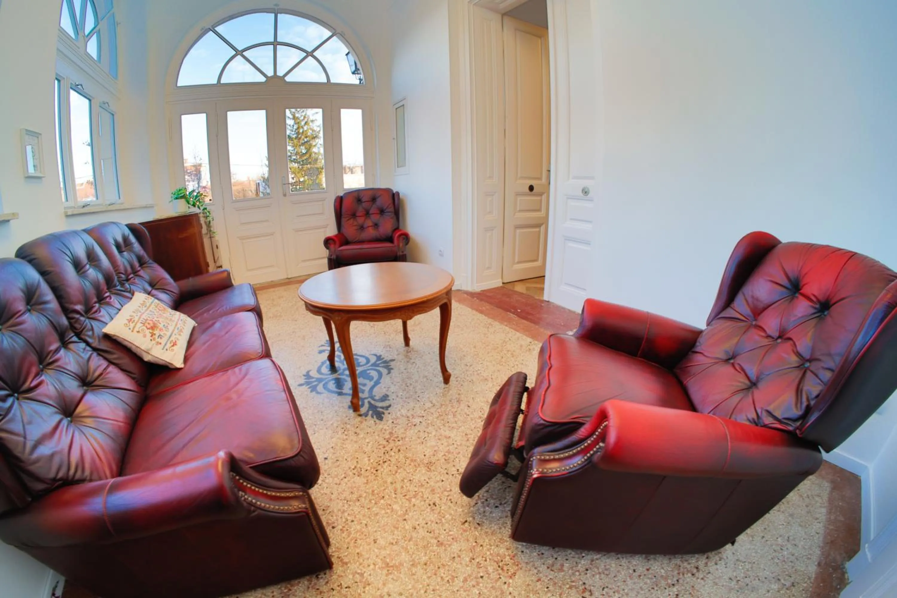 Communal lounge/ TV room in Tóni Villa