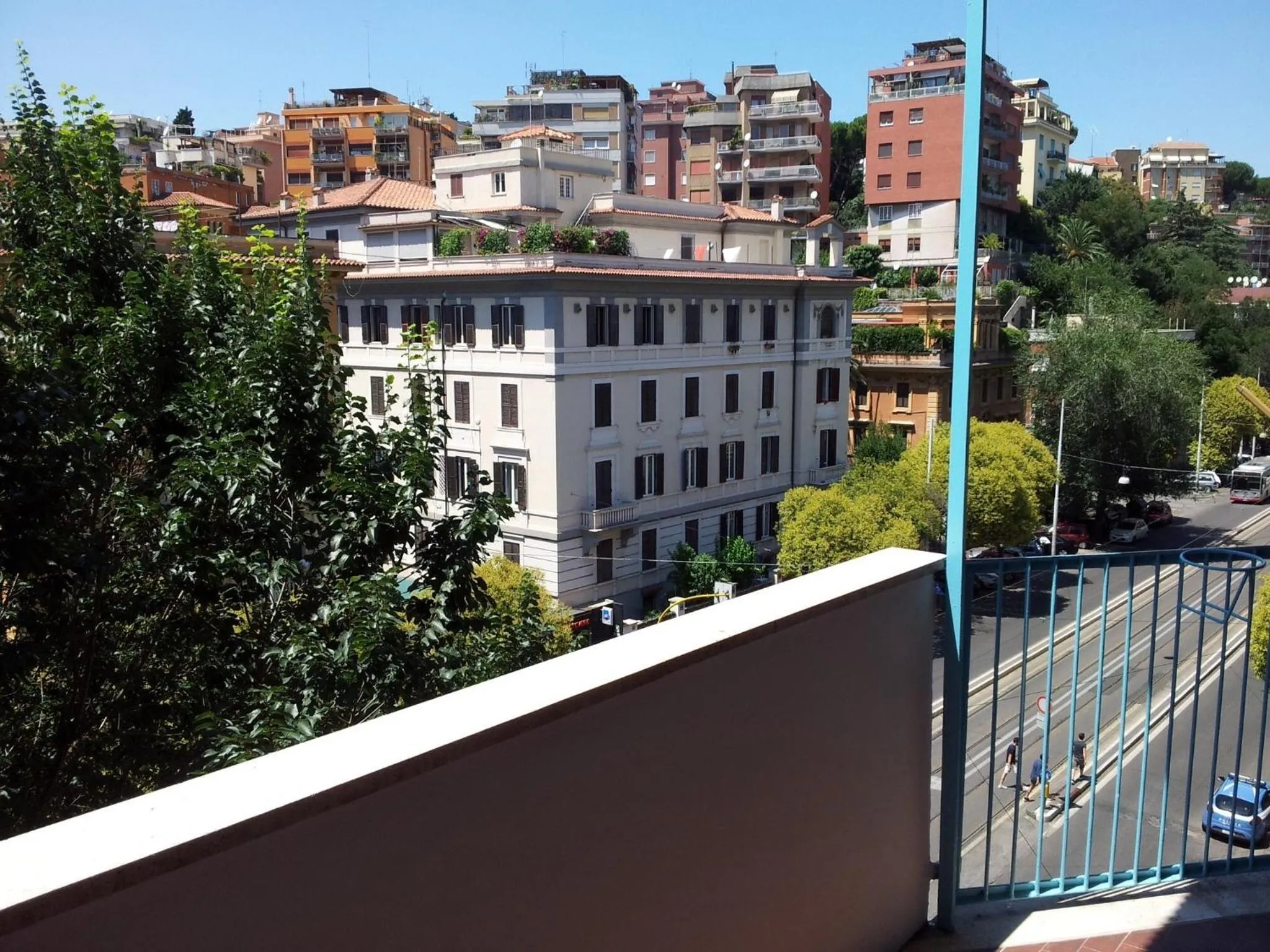 Bird's eye view in Trastevere Chic