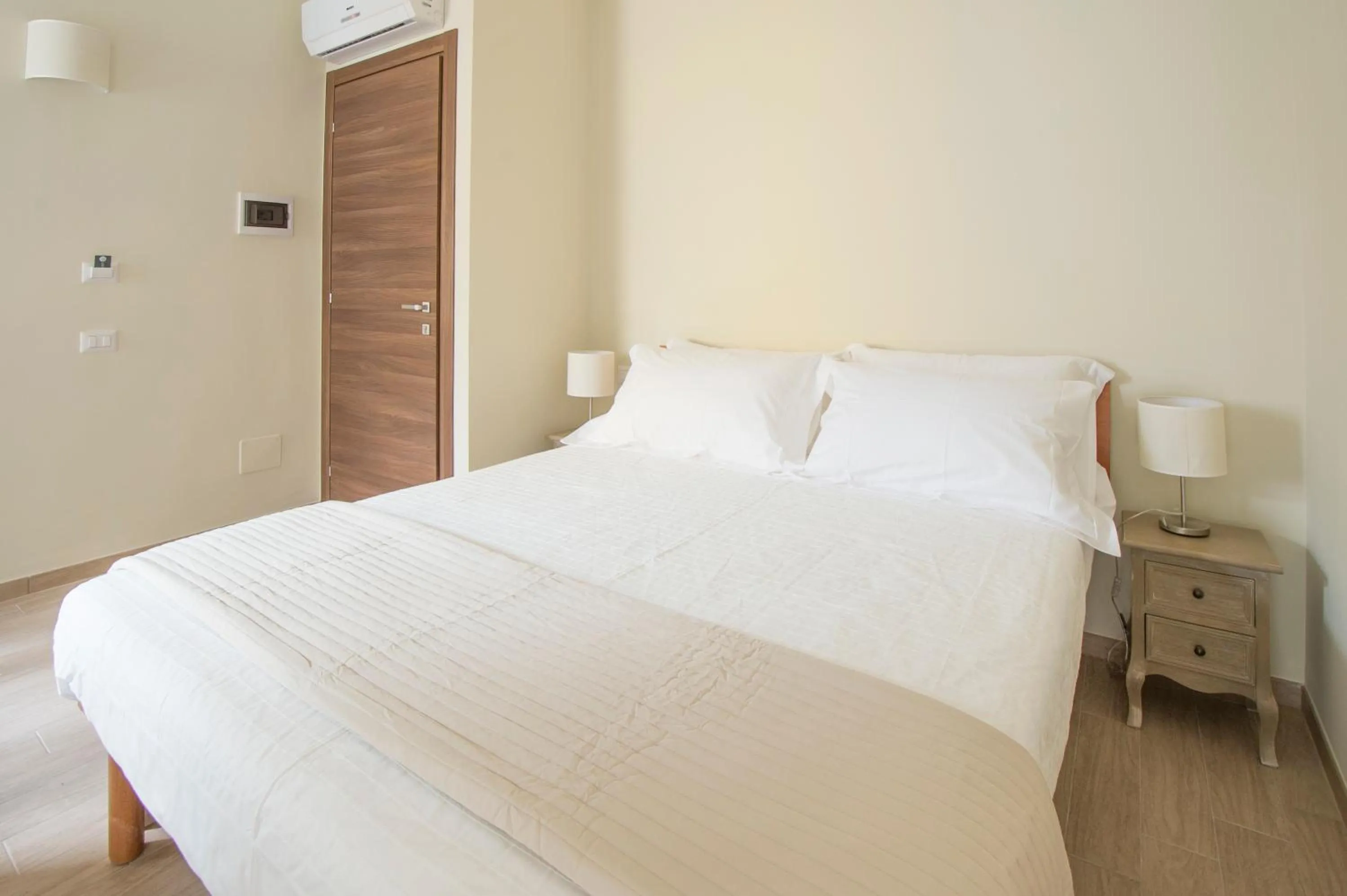 View (from property/room), Bed in Trastevere Chic