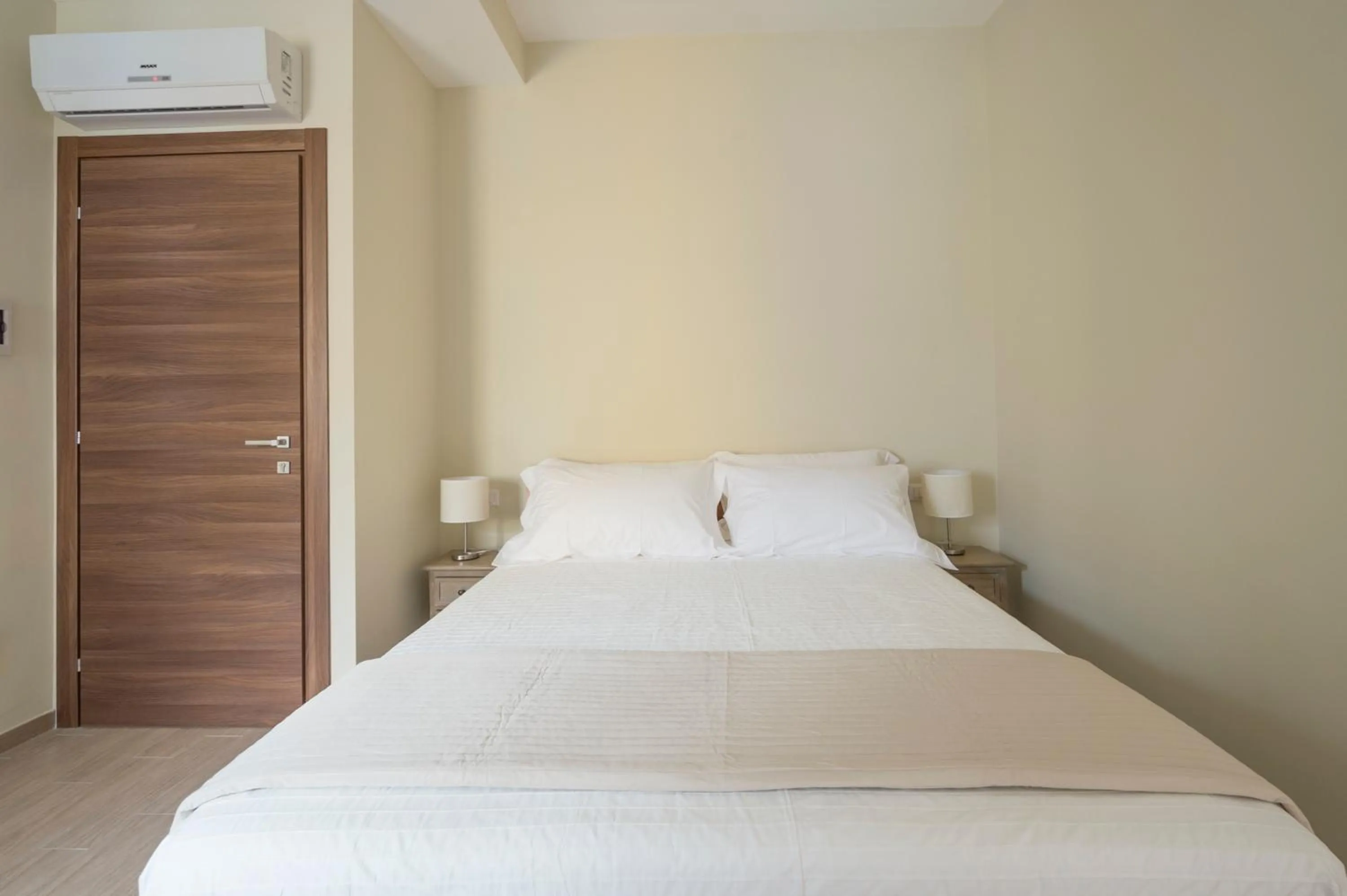 View (from property/room), Bed in Trastevere Chic