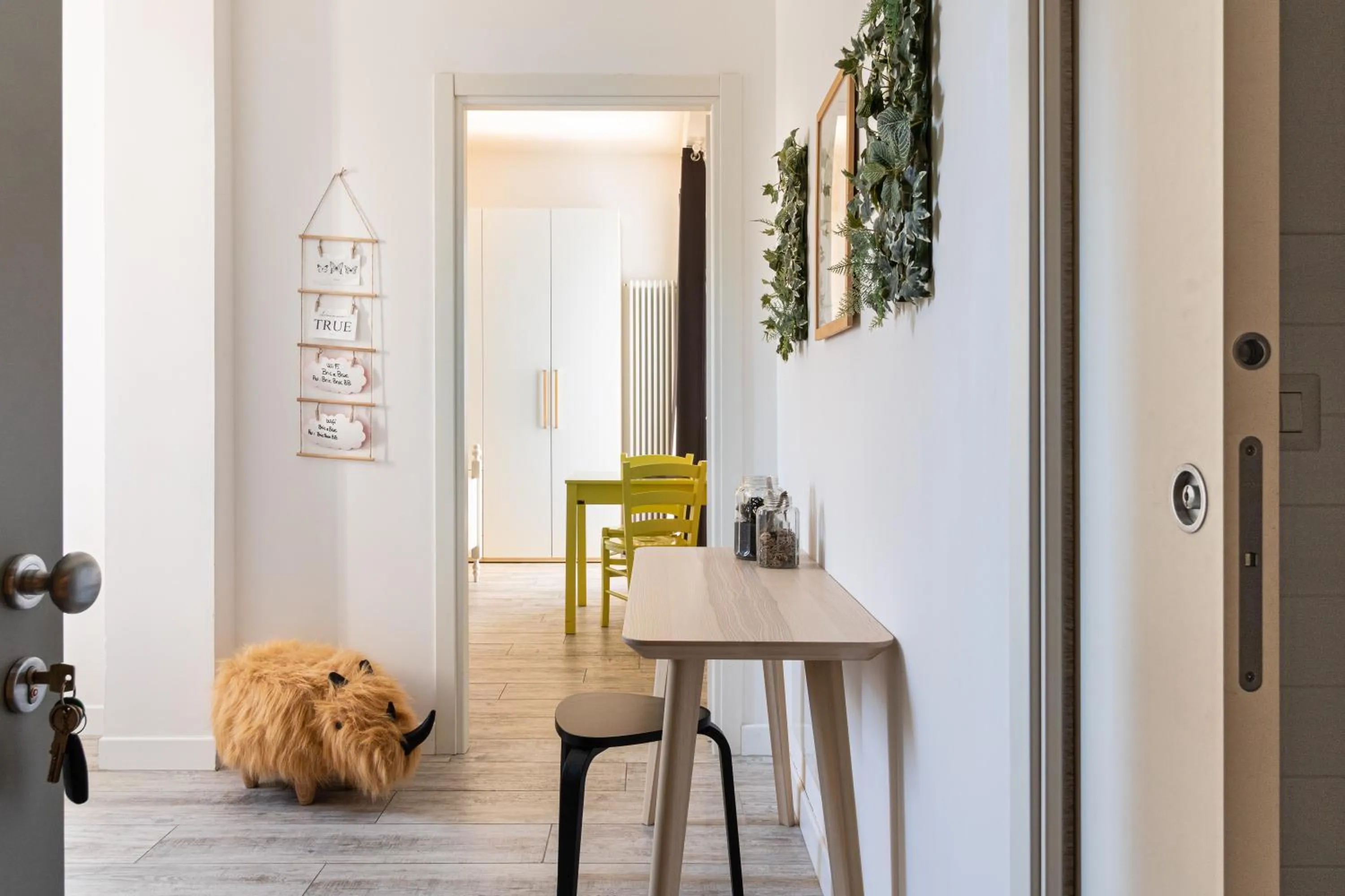 Bed and Breakfast Bric & Brac