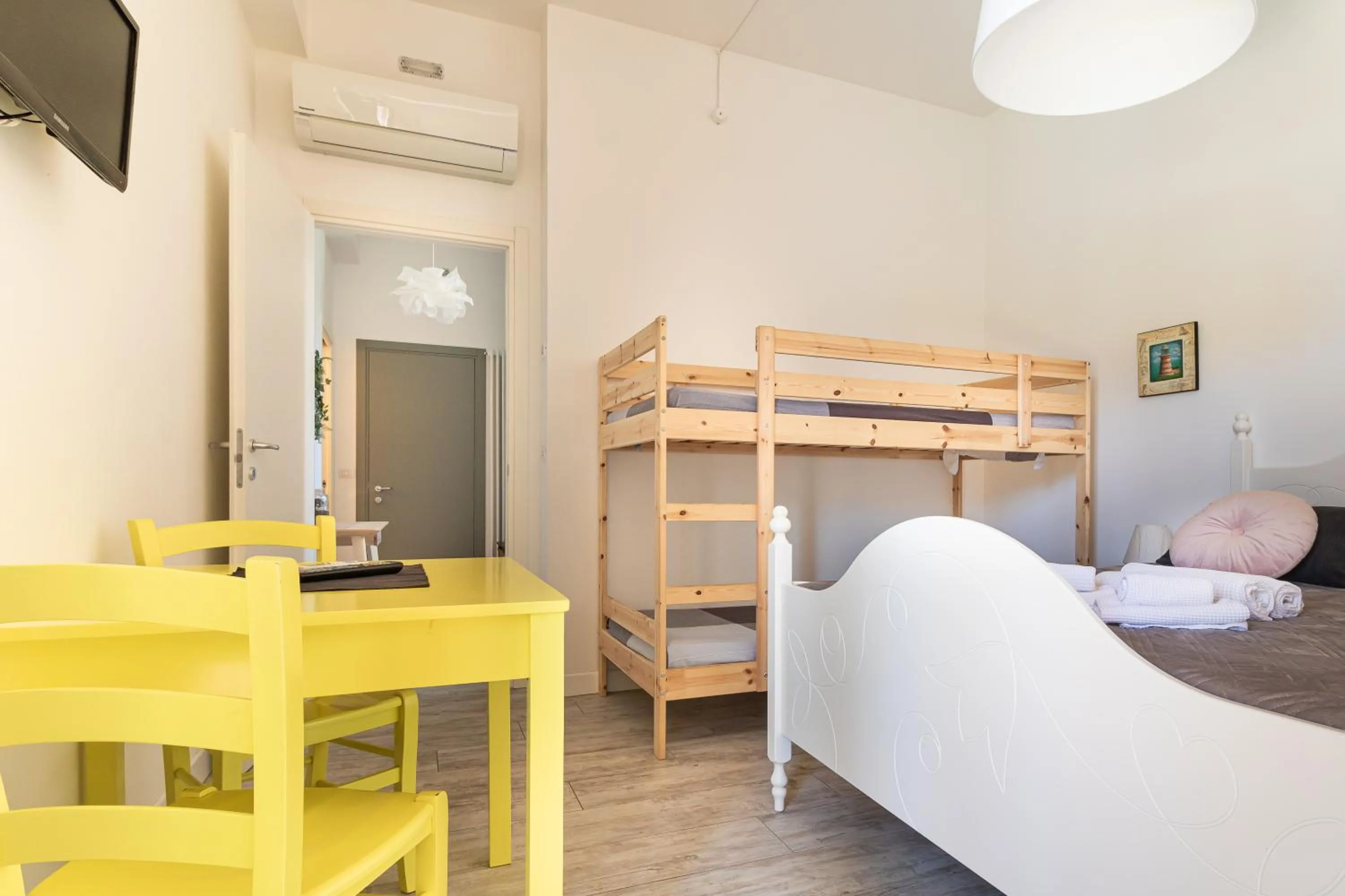 bunk bed in Bed and Breakfast Bric & Brac