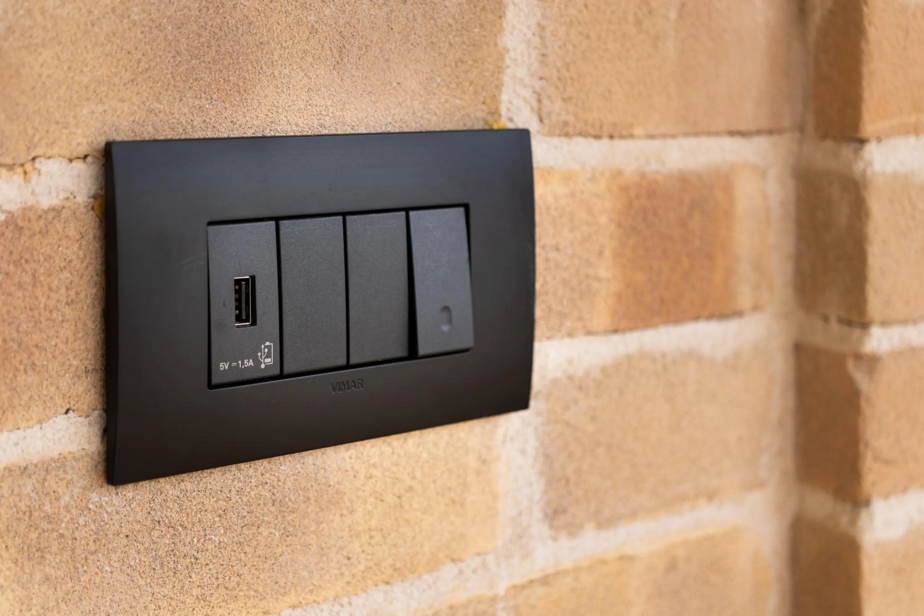 Bed and Breakfast Bric & Brac