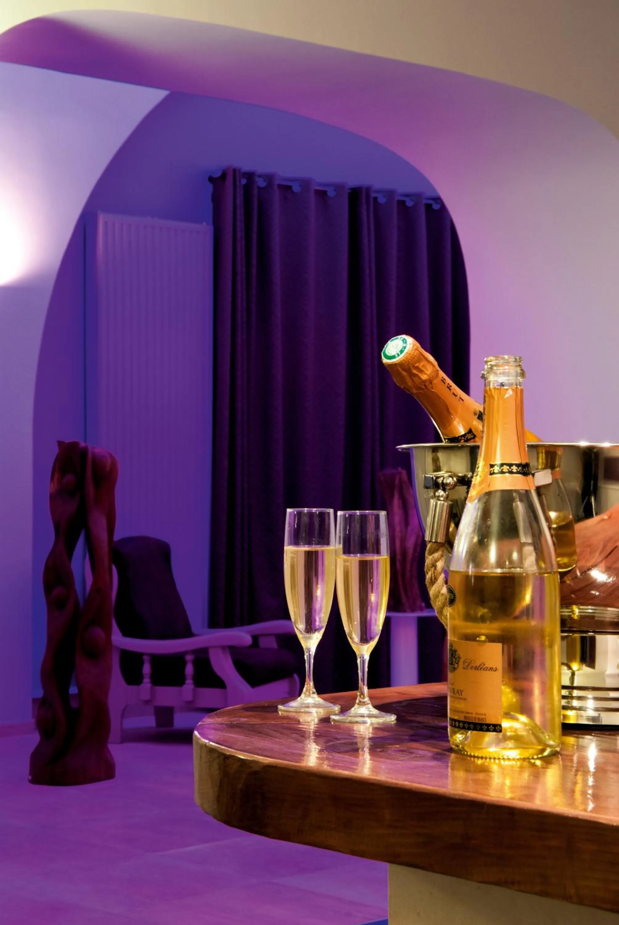 Alcoholic drinks in Hôtel Le Haut des Lys